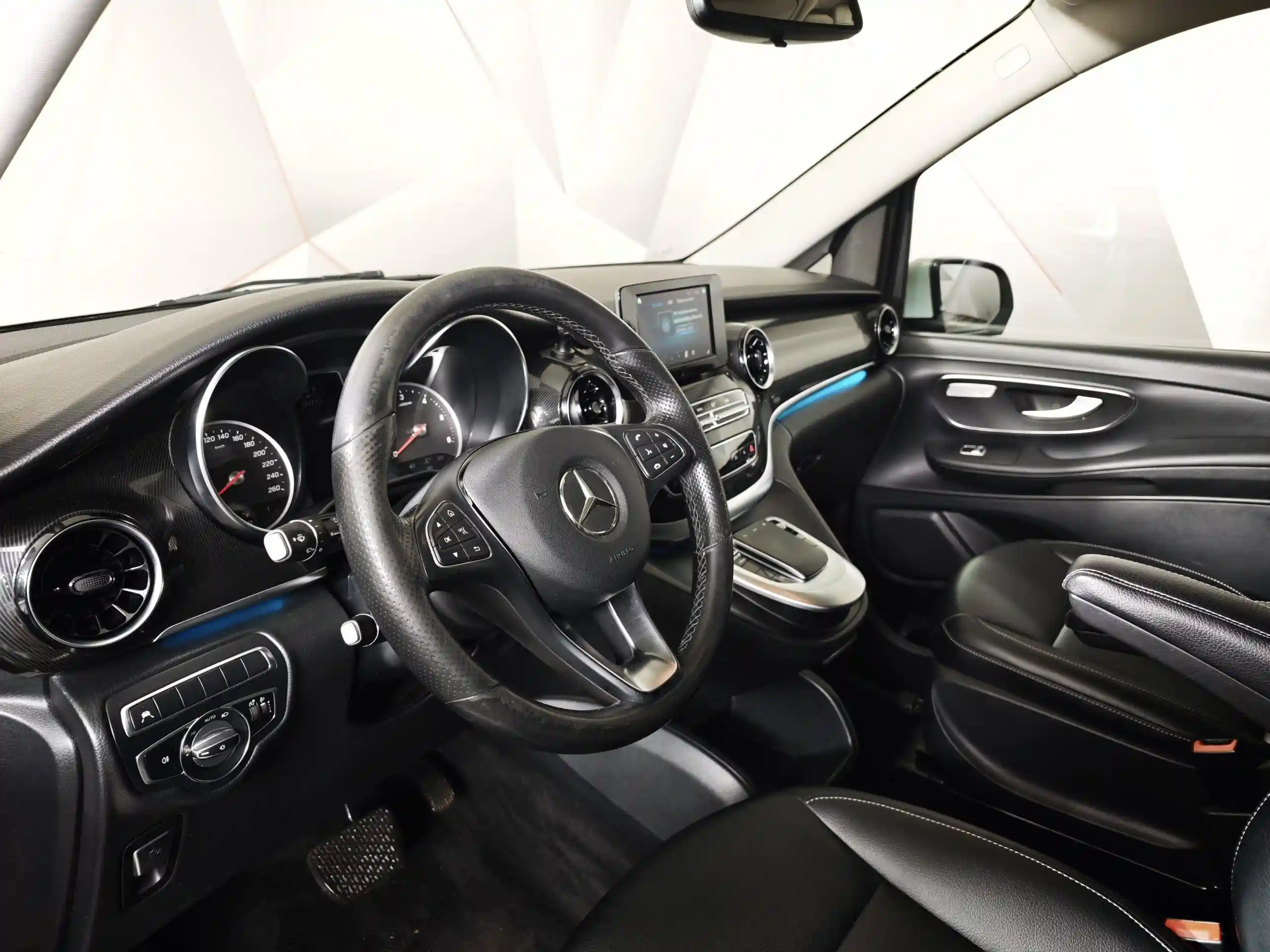 Mercedes-Benz V-Класс 2020
