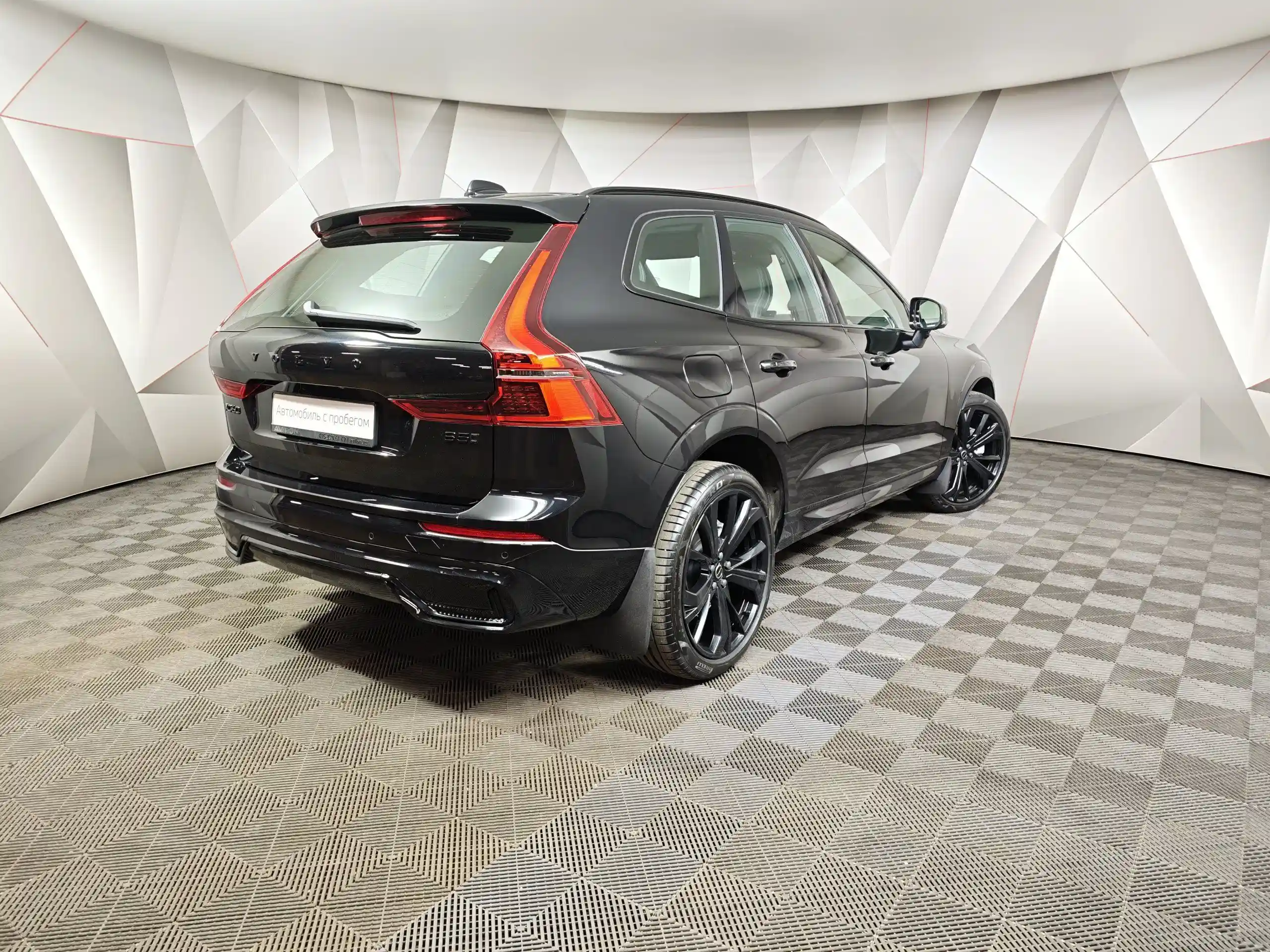 Volvo XC60 2025