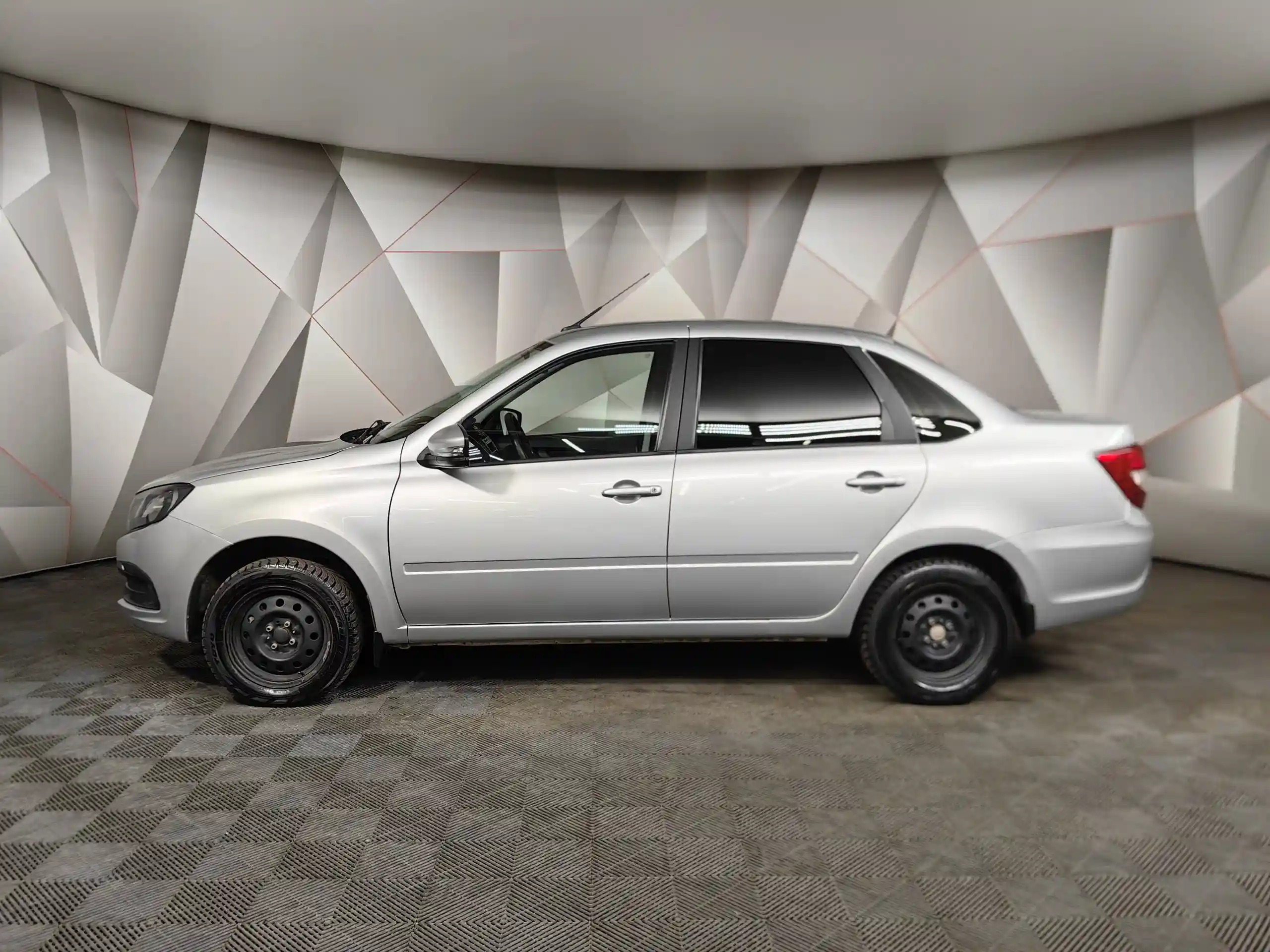 ВАЗ (Lada) Granta 2022