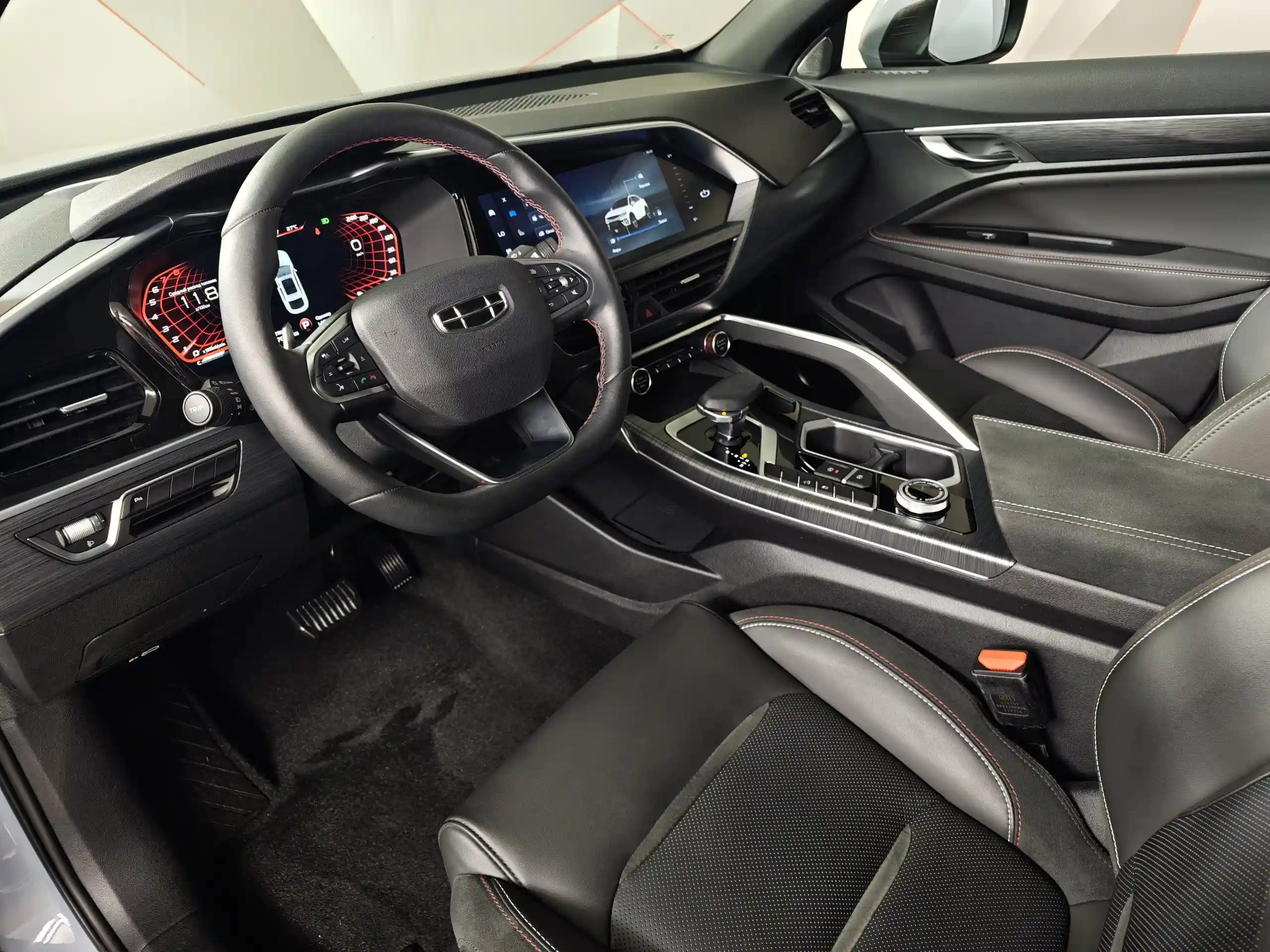 Geely Tugella 2023