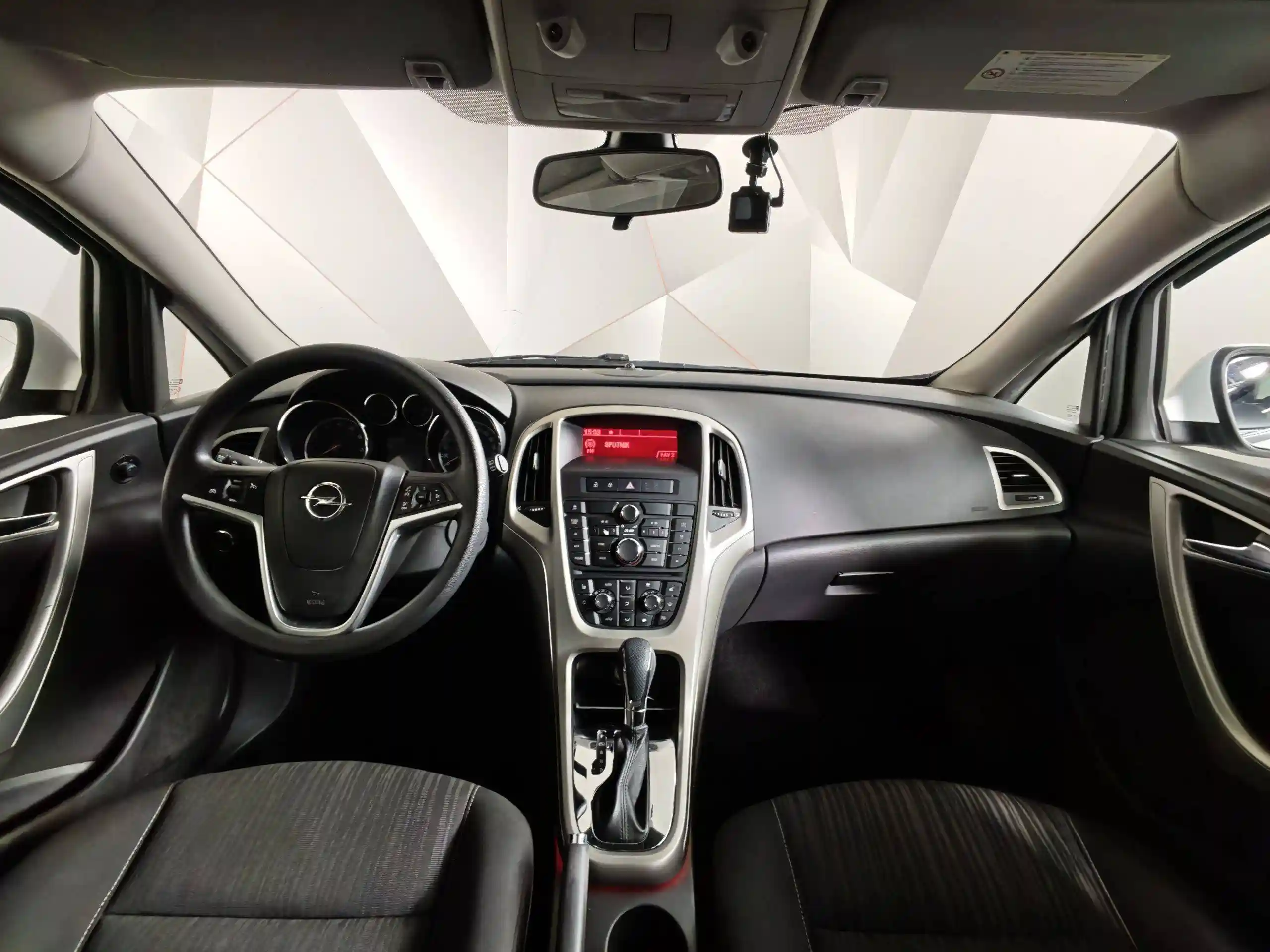 Opel Astra 2011