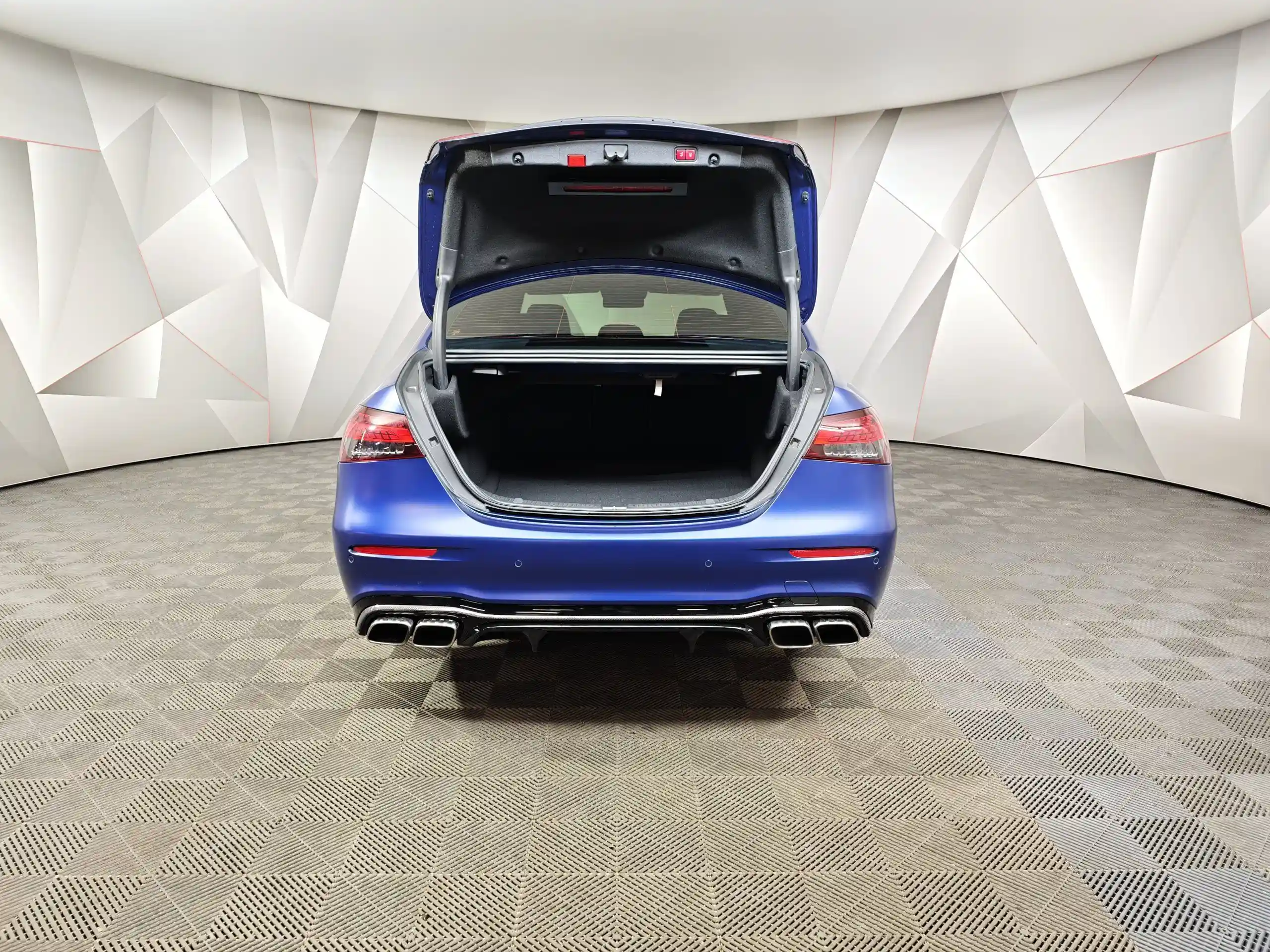 Mercedes-Benz E-Класс 2020