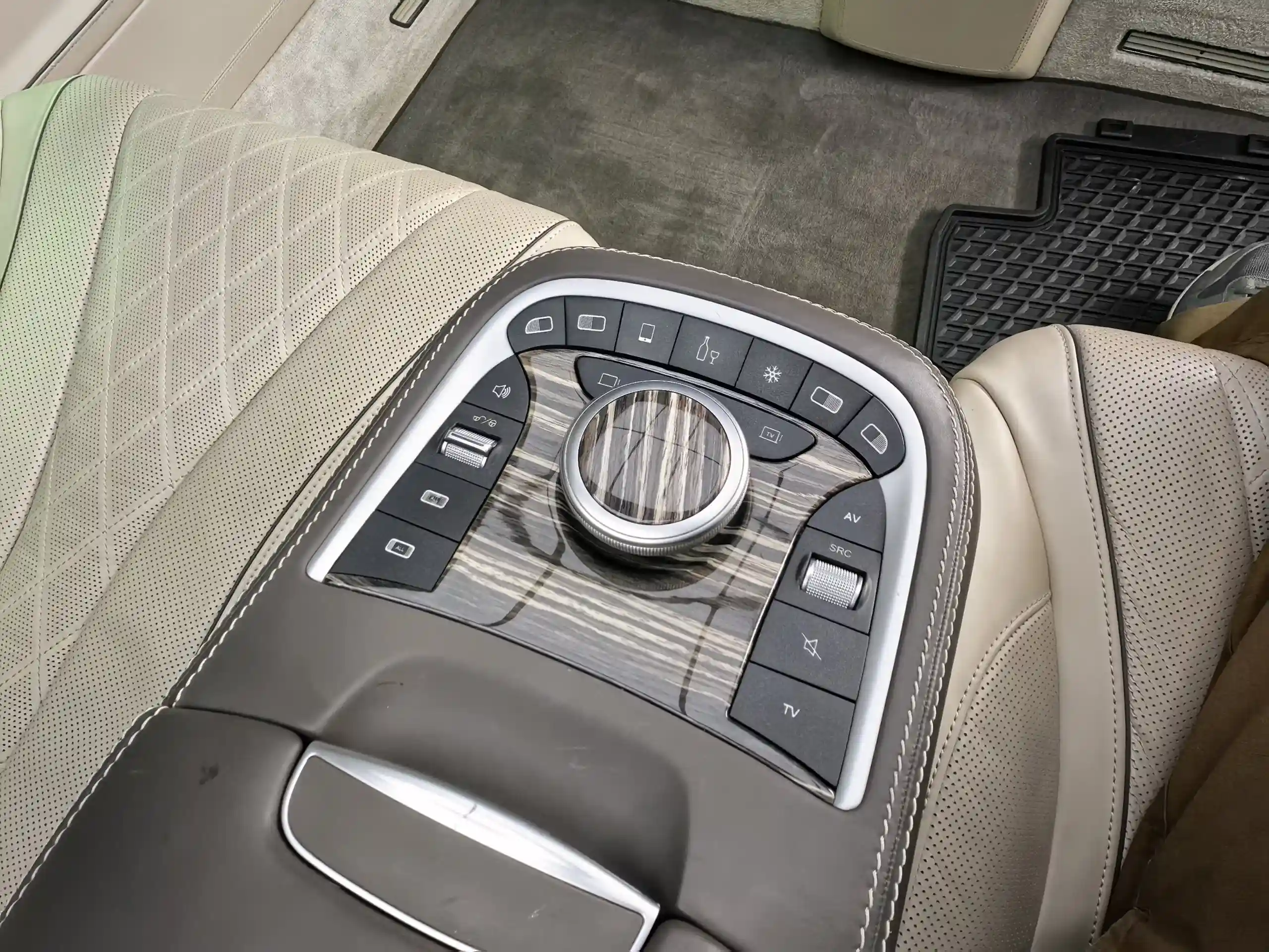 Mercedes-Benz V-Класс 2018