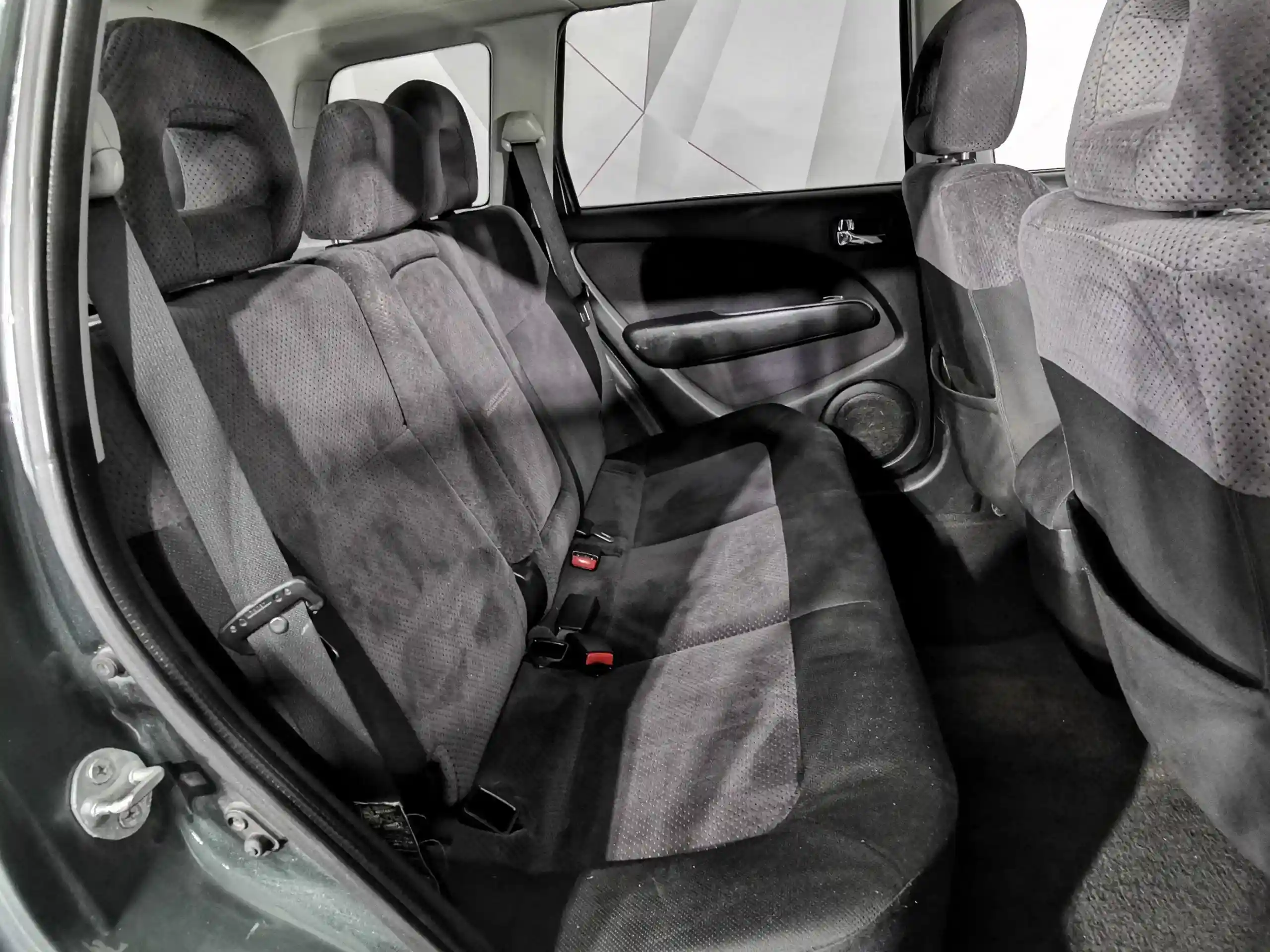 Mitsubishi Outlander 2004