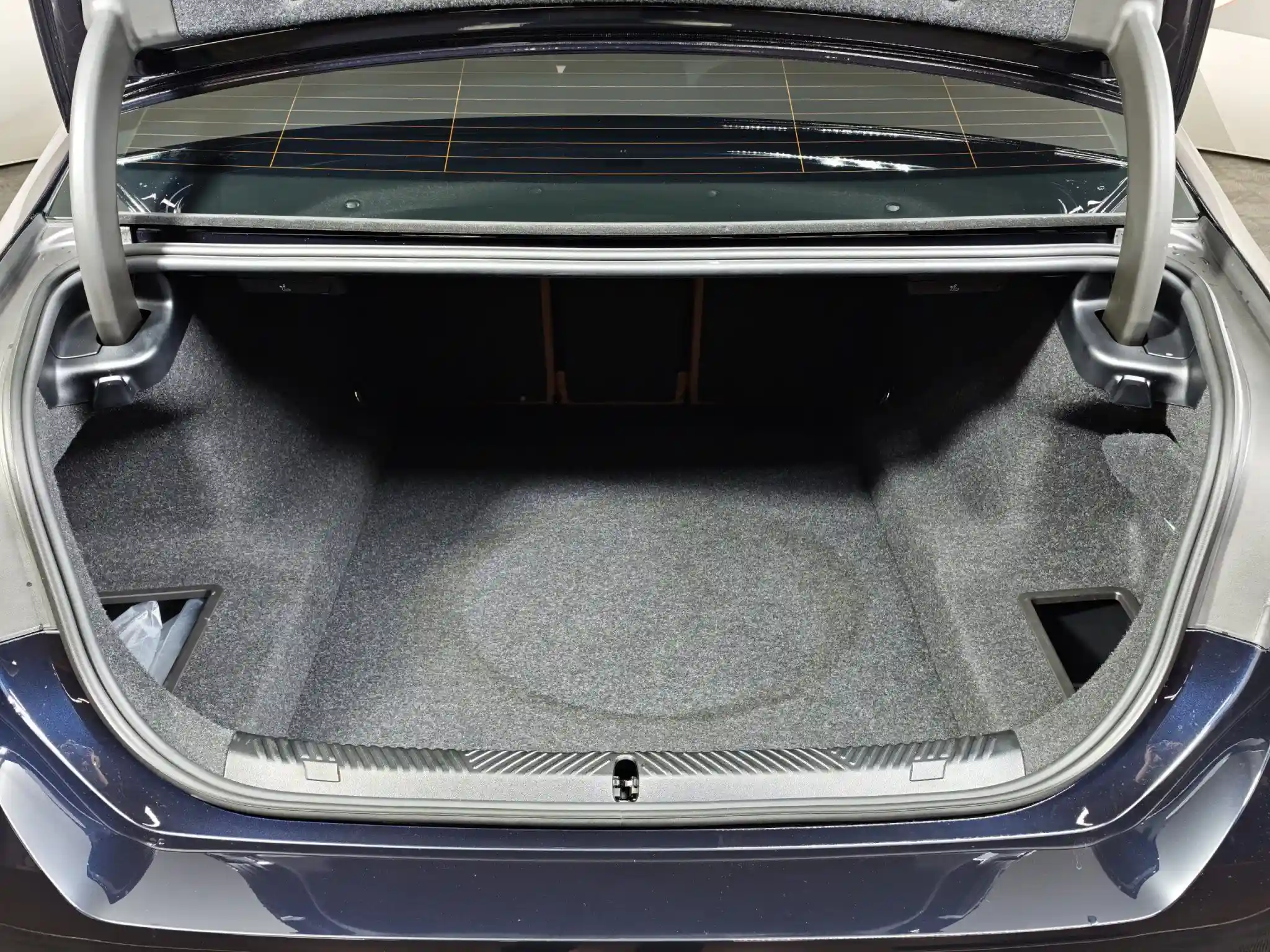 BMW 5 серия 2025