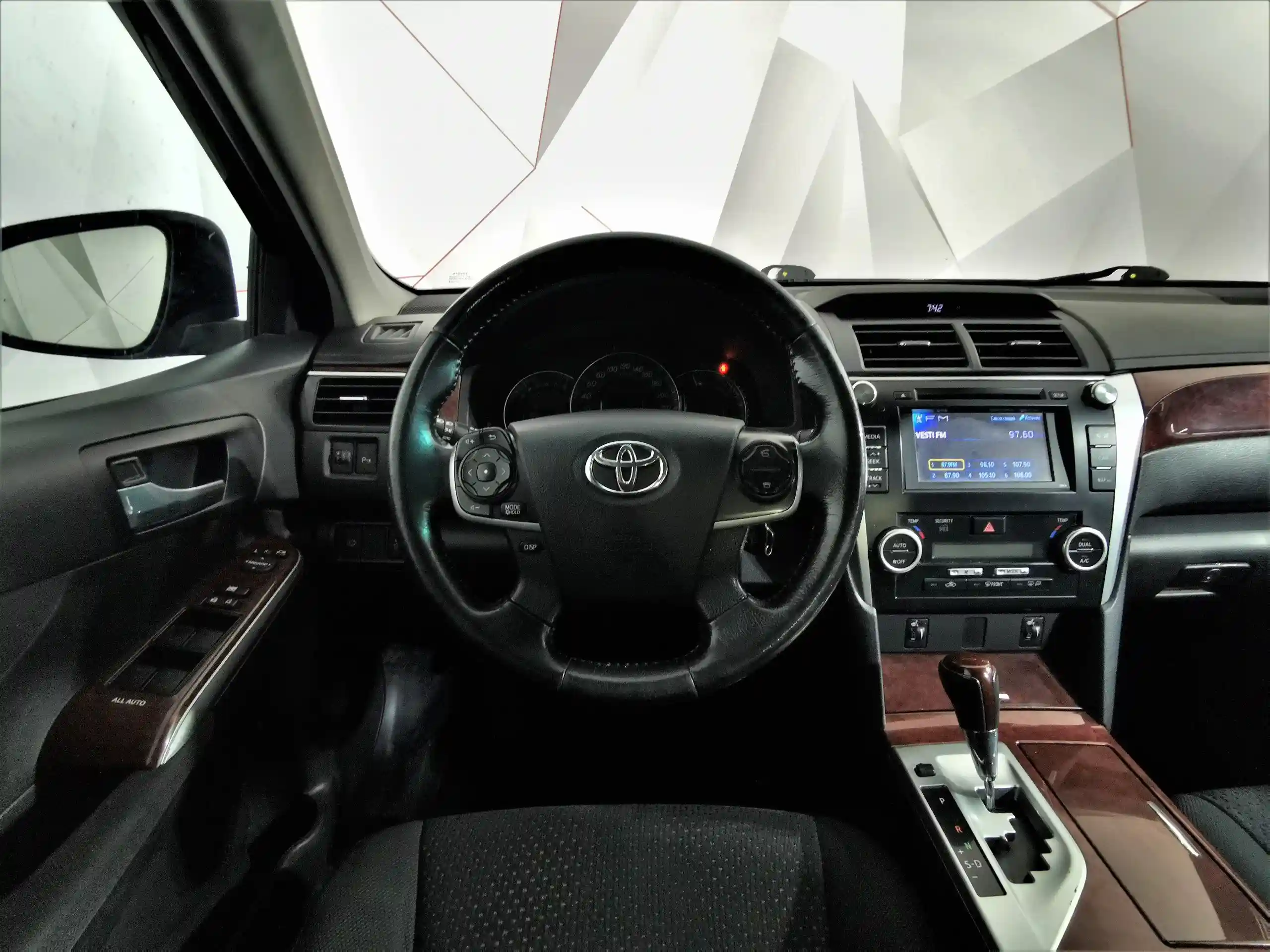 Toyota Camry 2014