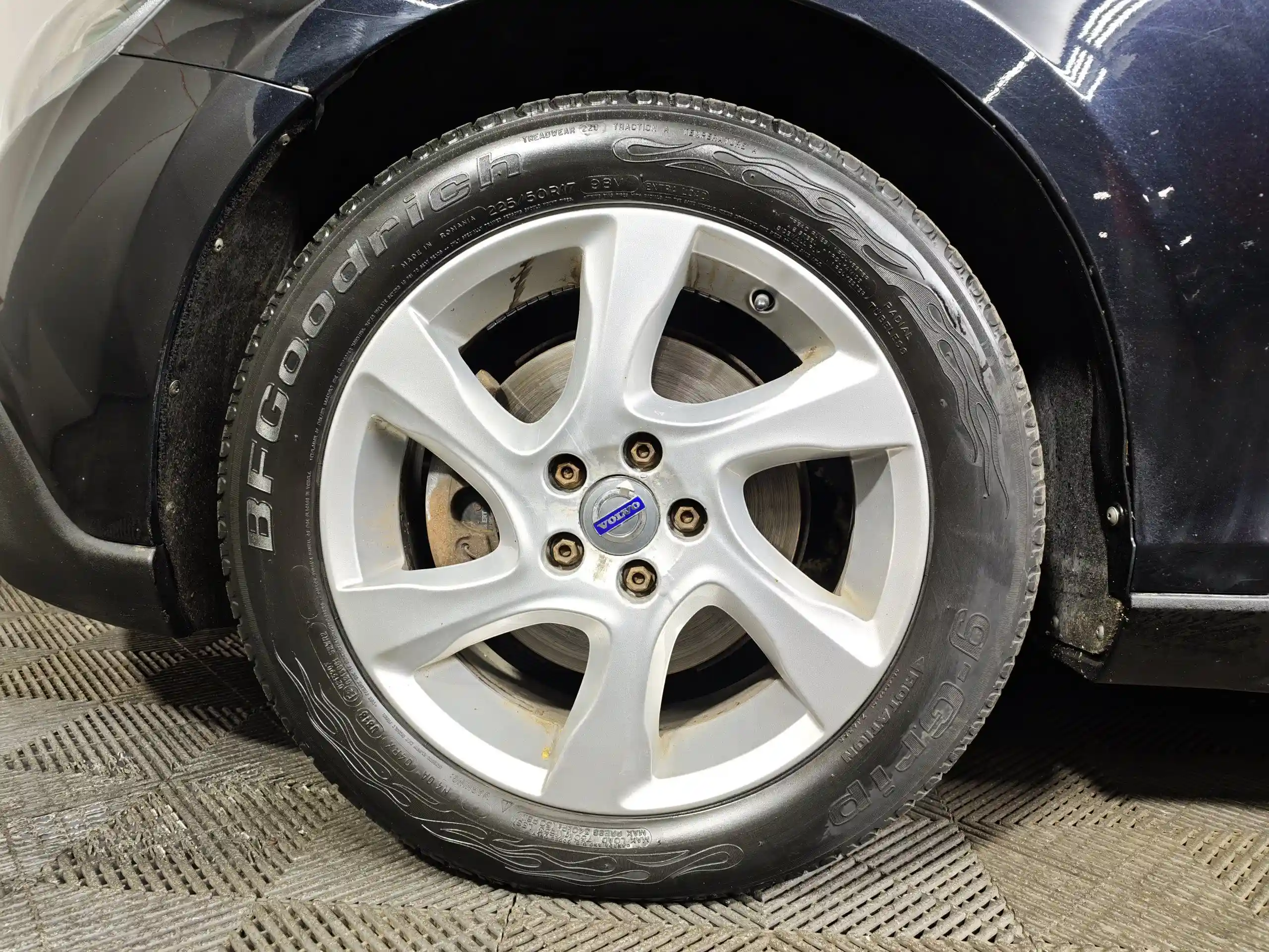 Volvo V40 2014