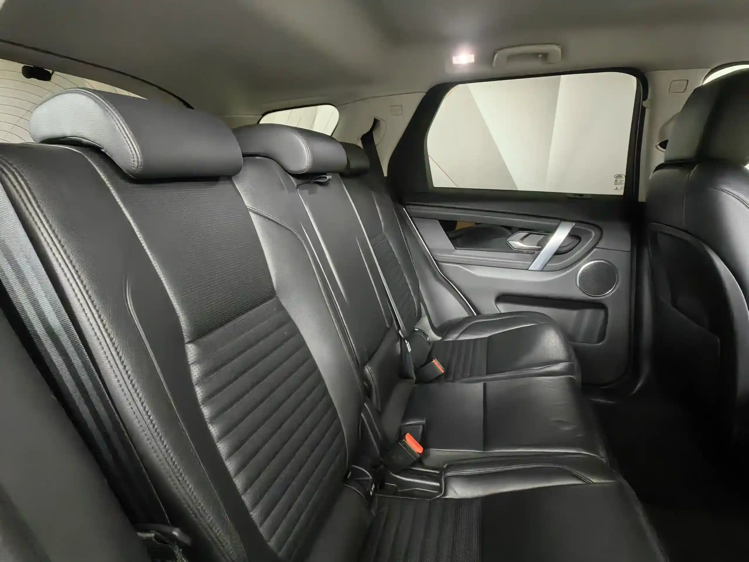 Land Rover Discovery Sport 2019