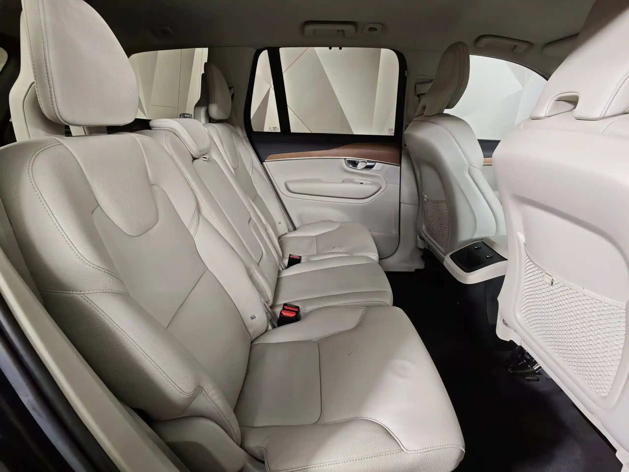 Volvo XC90 2019