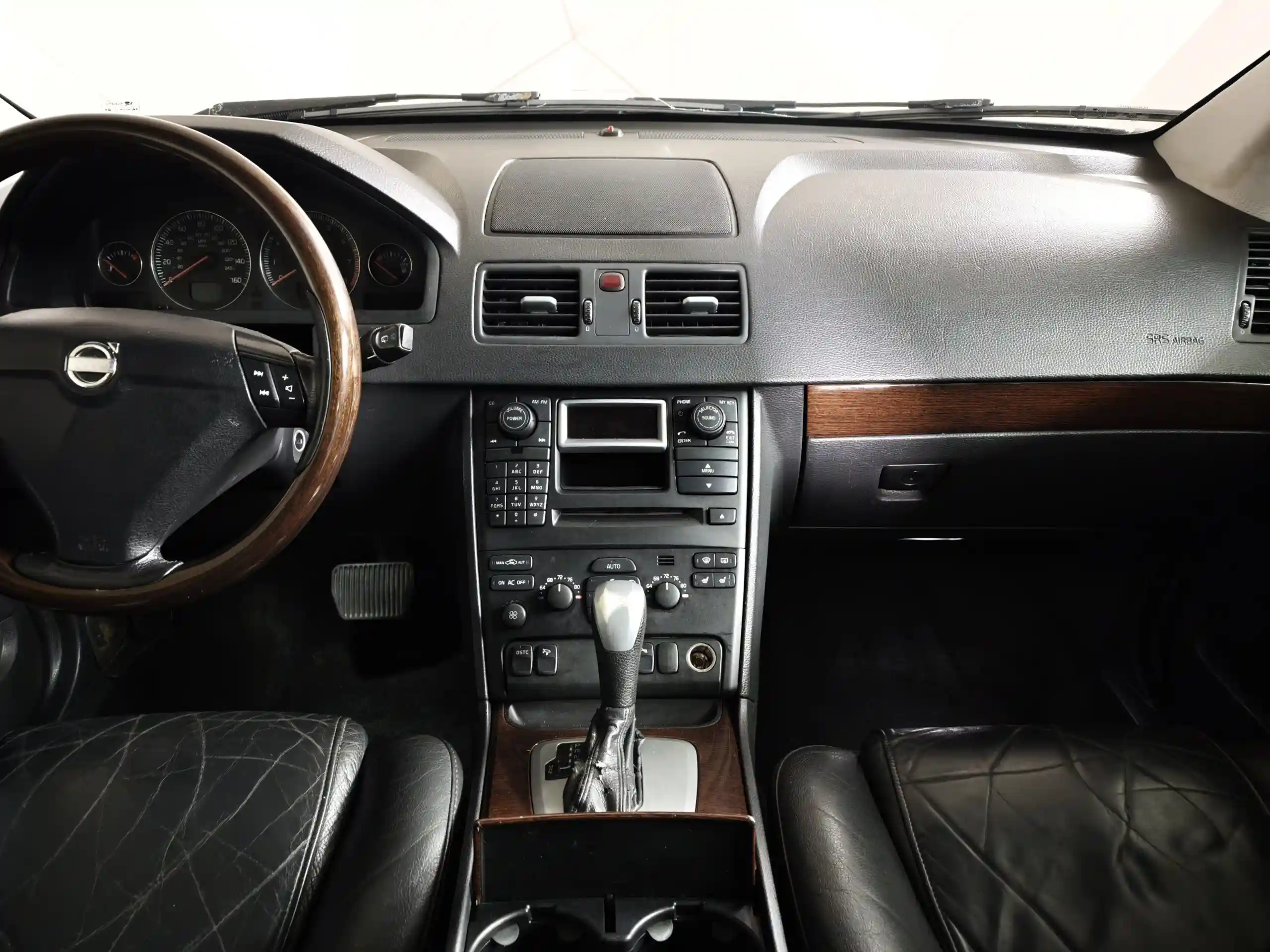 Volvo XC90 2003