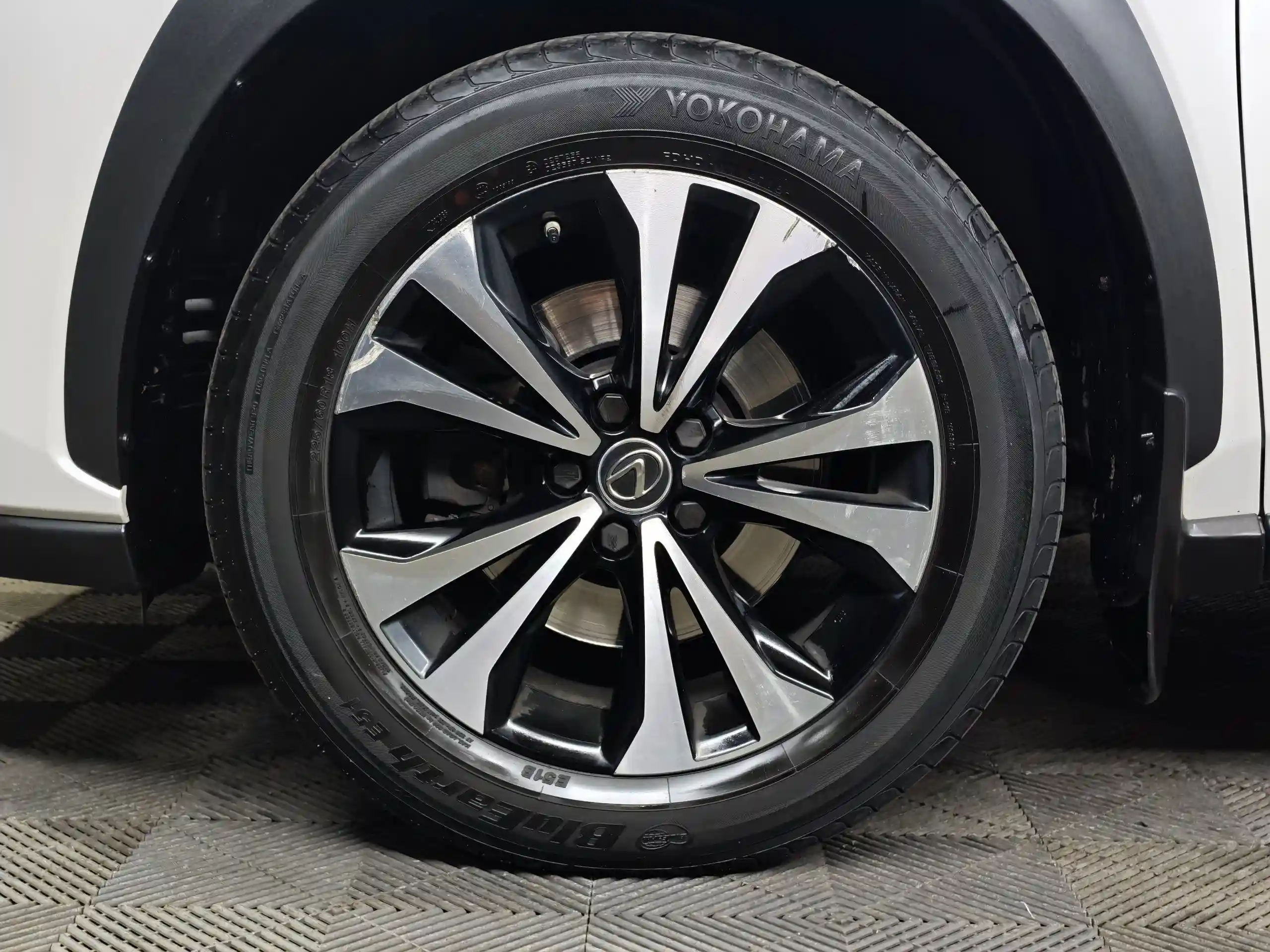 Lexus NX 2019