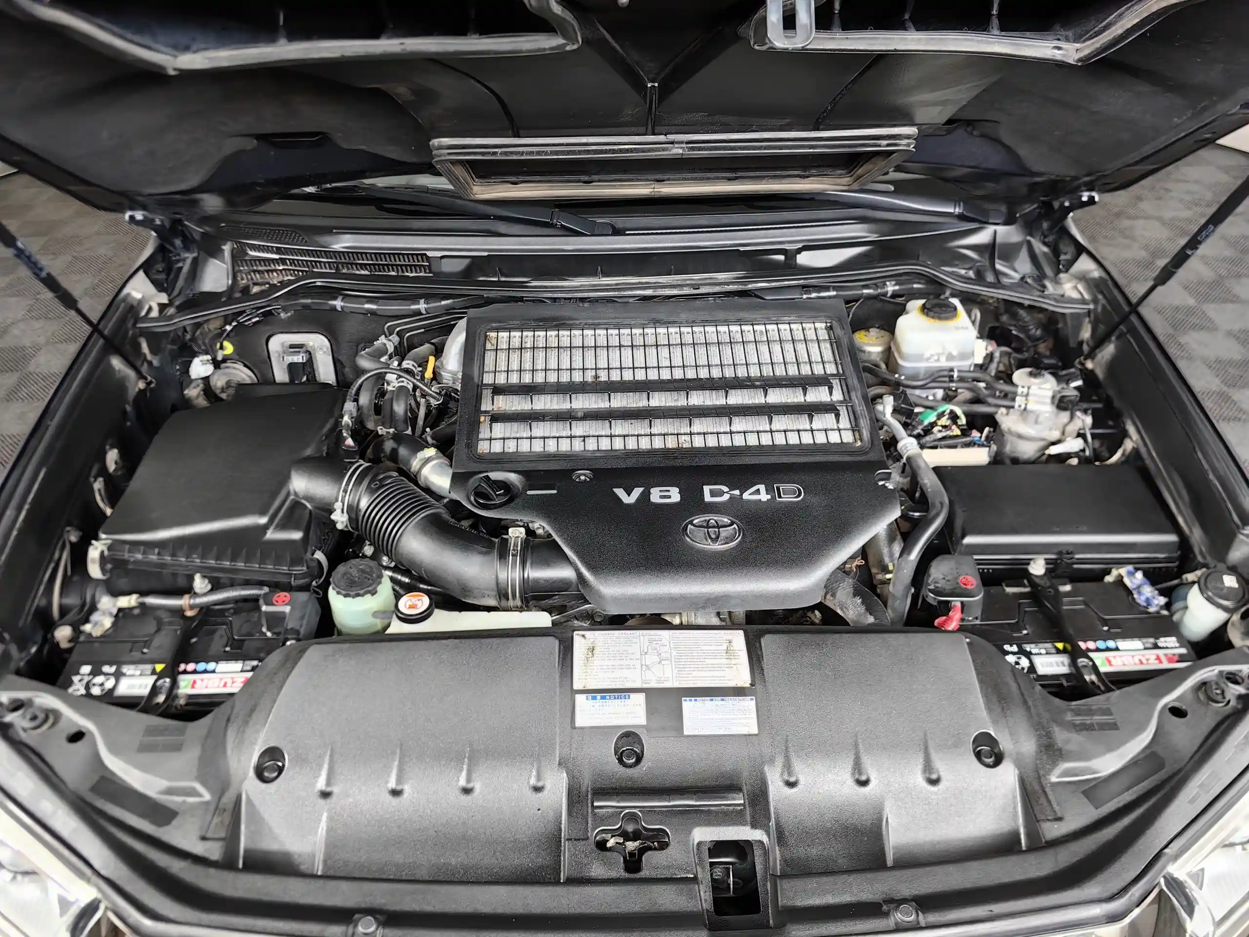 Toyota Land Cruiser 2016