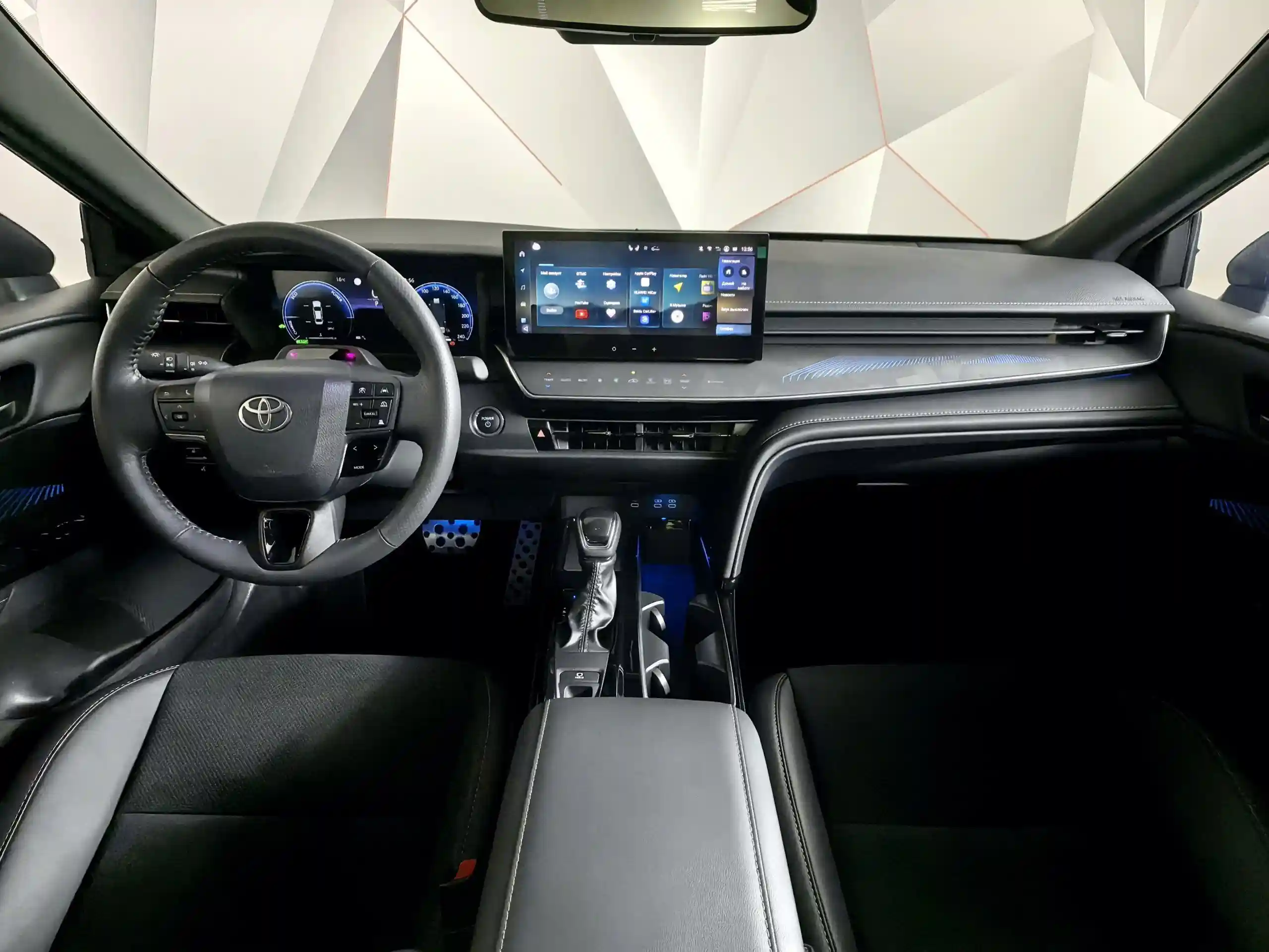 Toyota Camry 2025