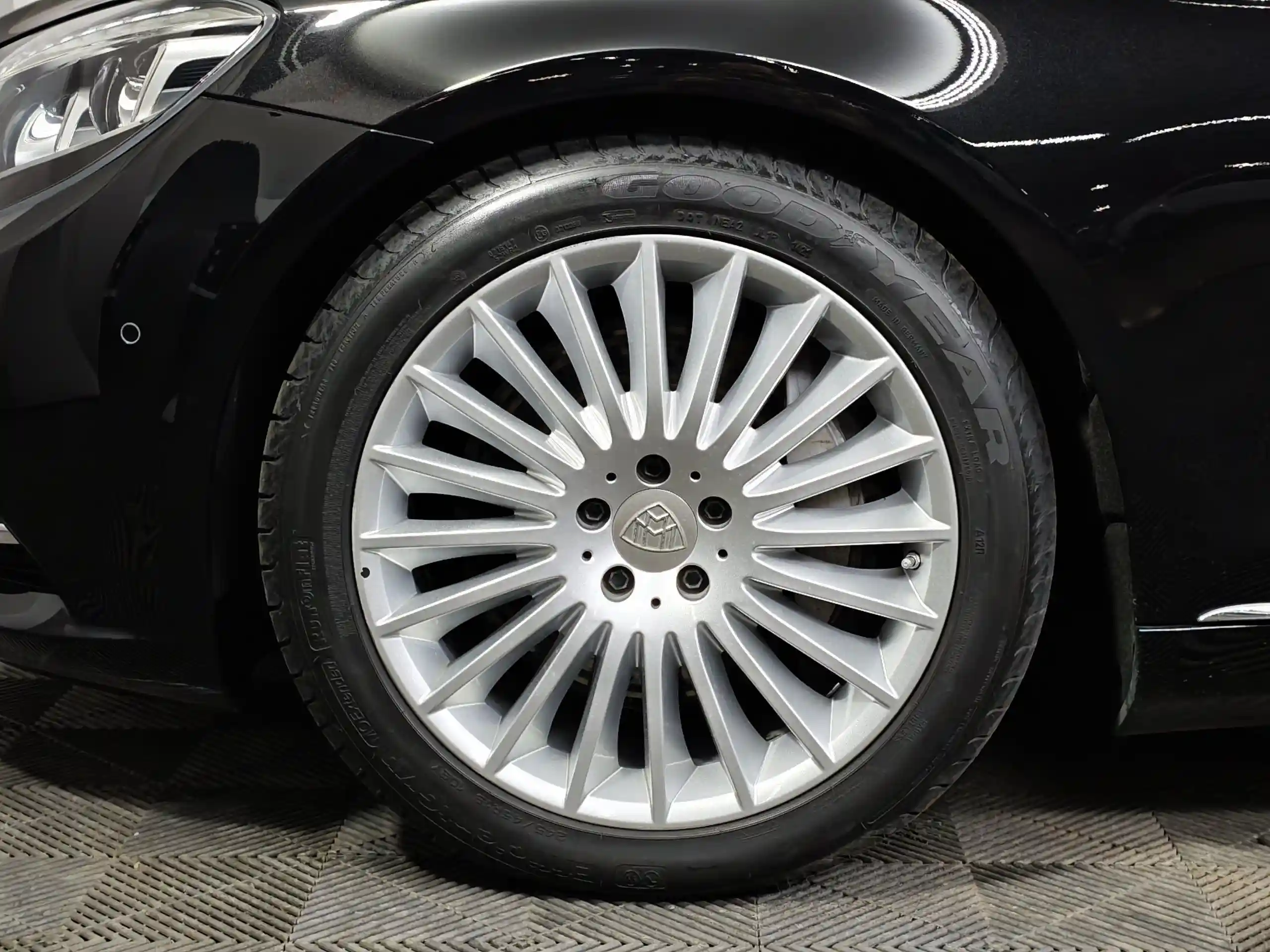 Mercedes-Benz S-Класс 2015