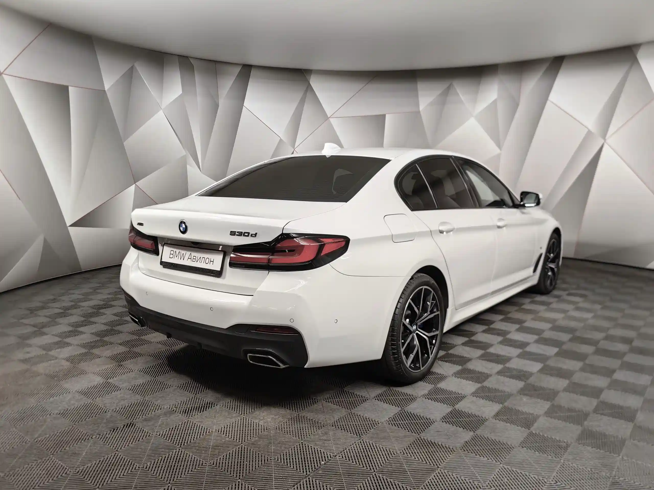 BMW 5 серия 2020