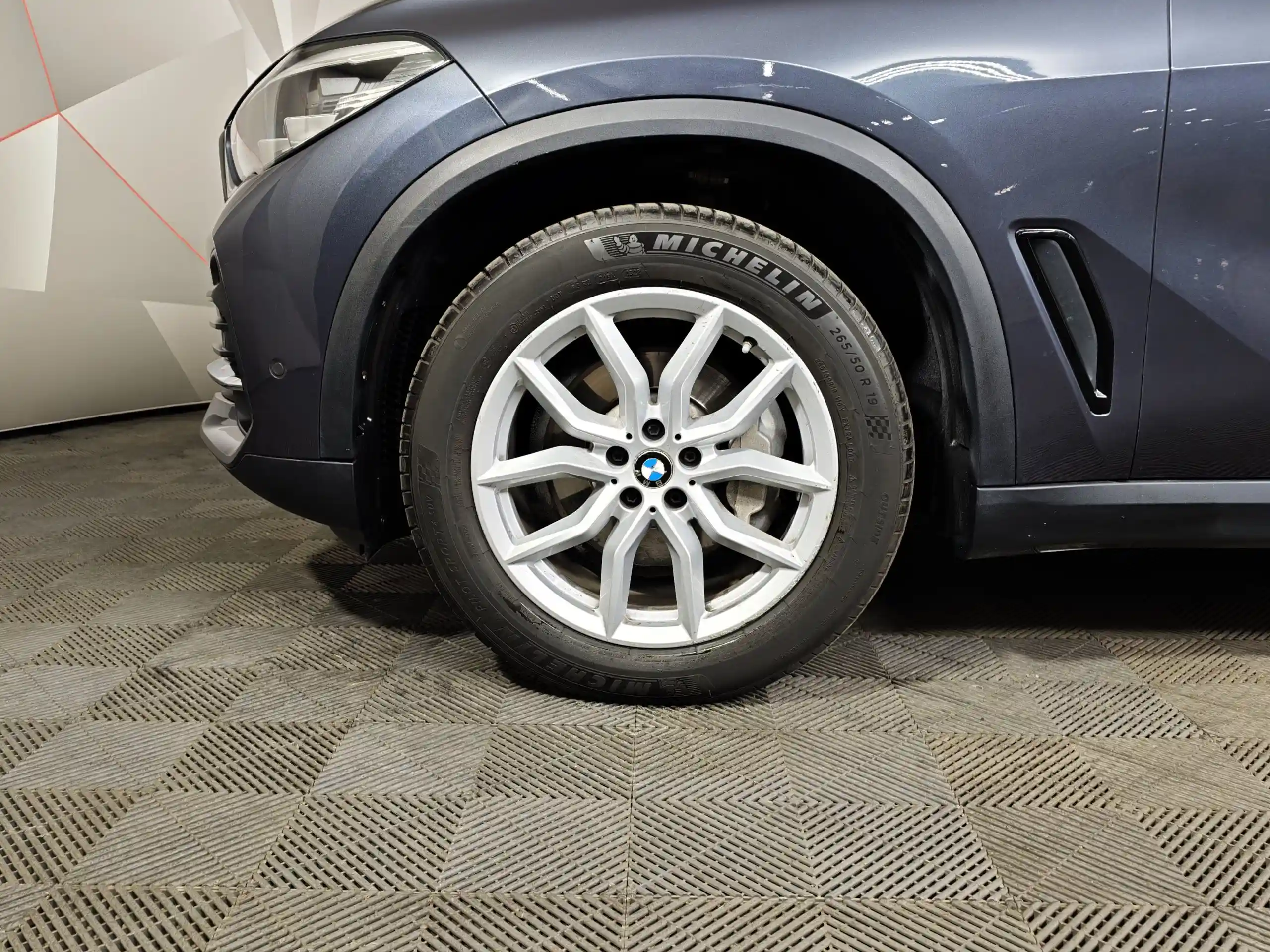 BMW X5 2019