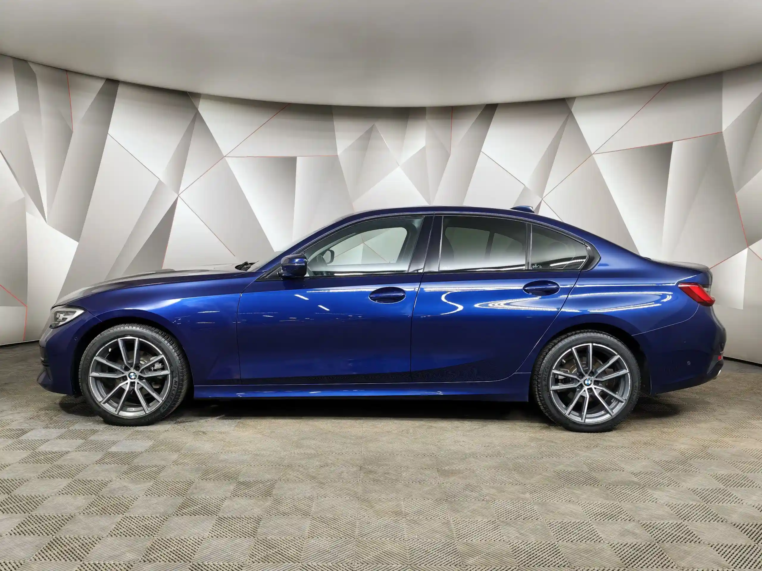 BMW 3 серия 2020