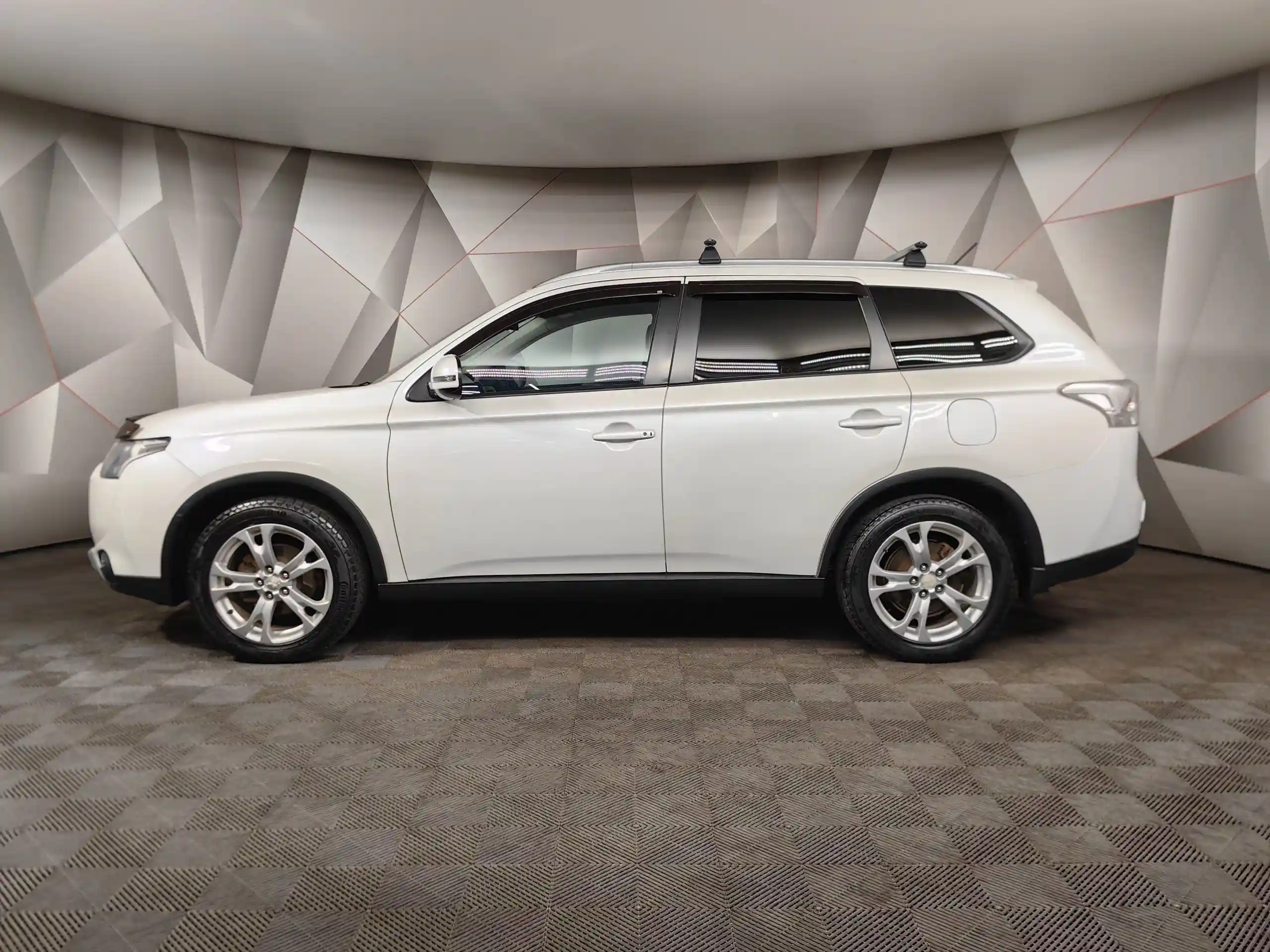 Mitsubishi Outlander 2014