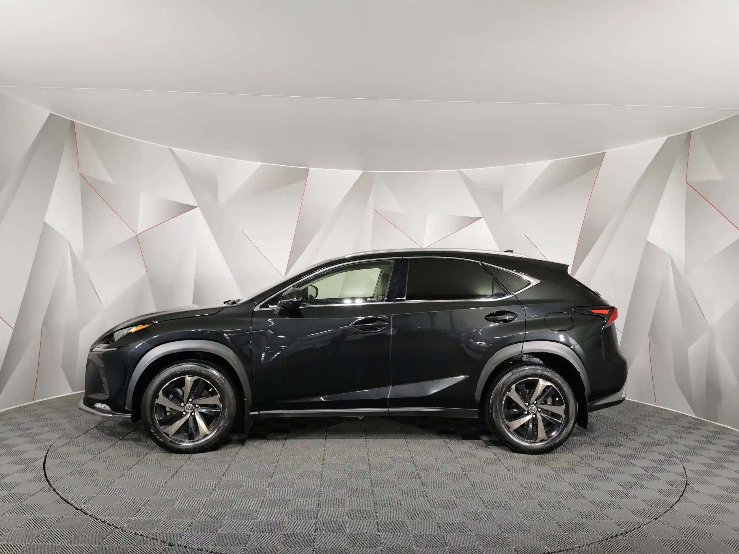 Lexus NX 2021
