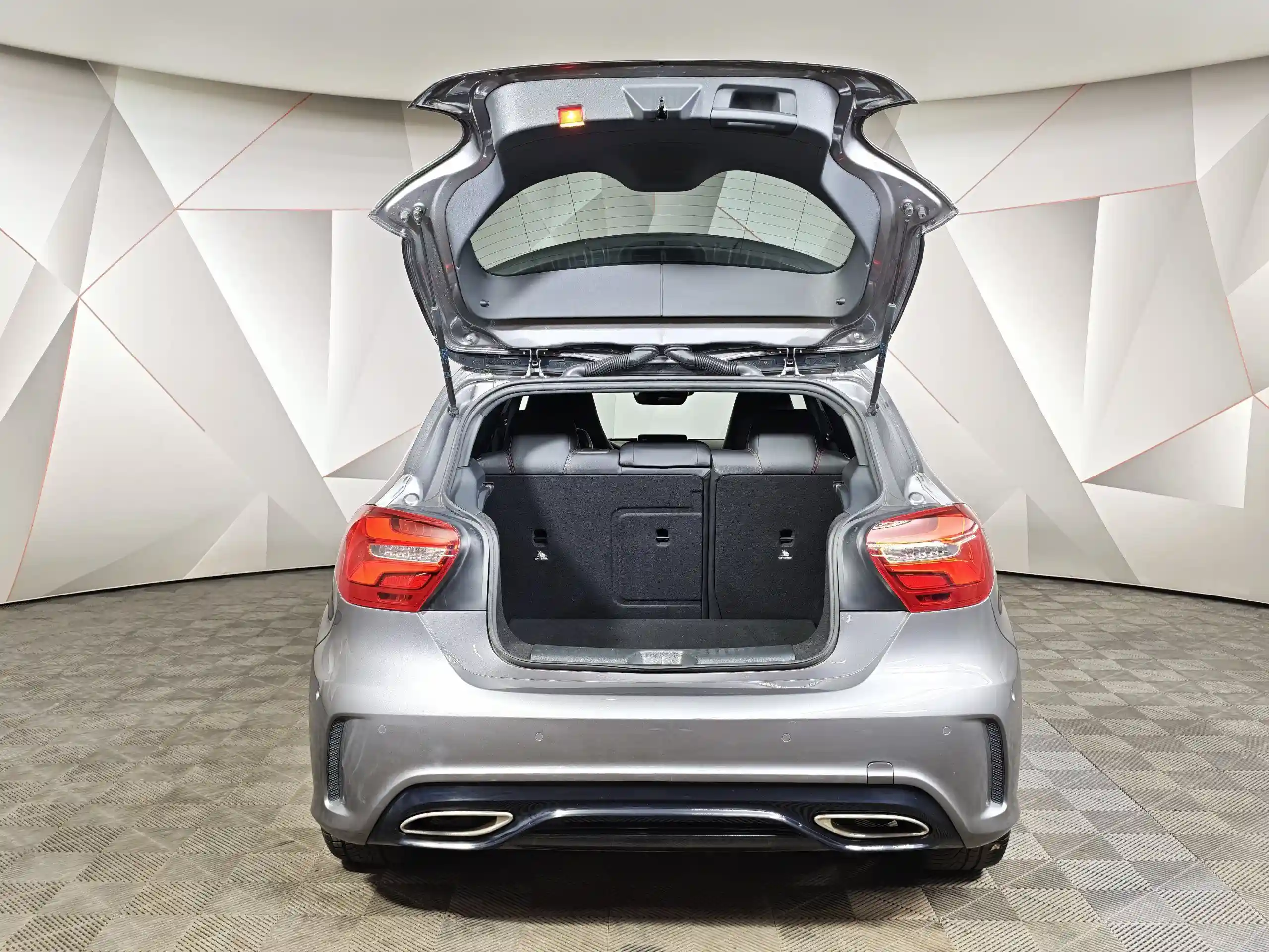 Mercedes-Benz A-Класс 2016