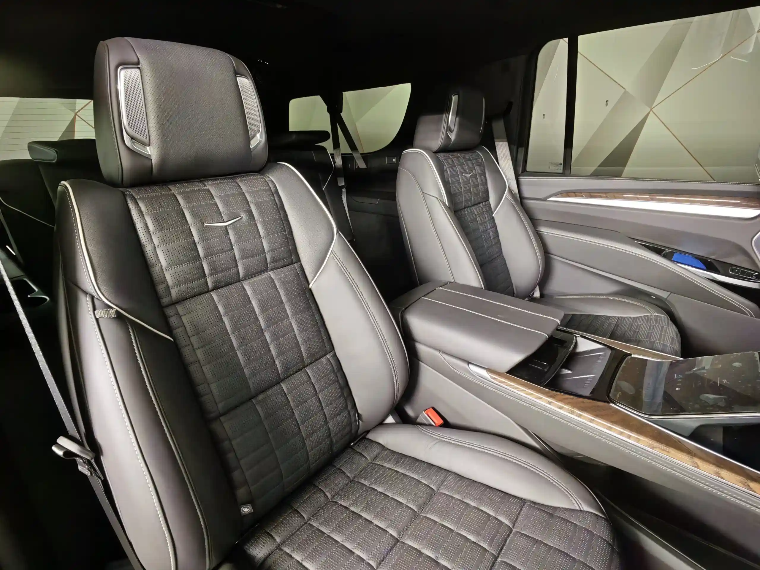 Cadillac Escalade 2025