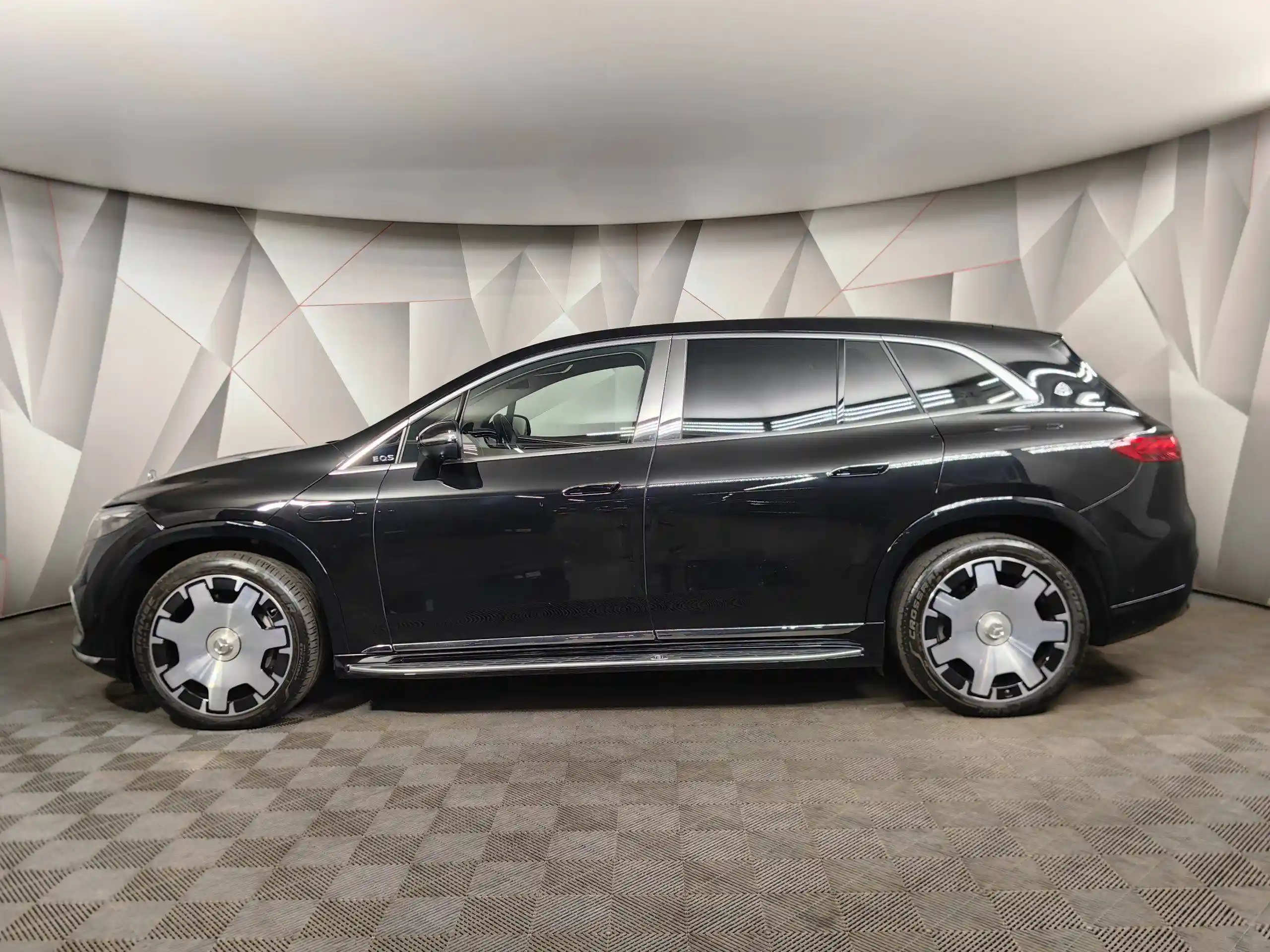 Mercedes-Benz Maybach EQS SUV 2024
