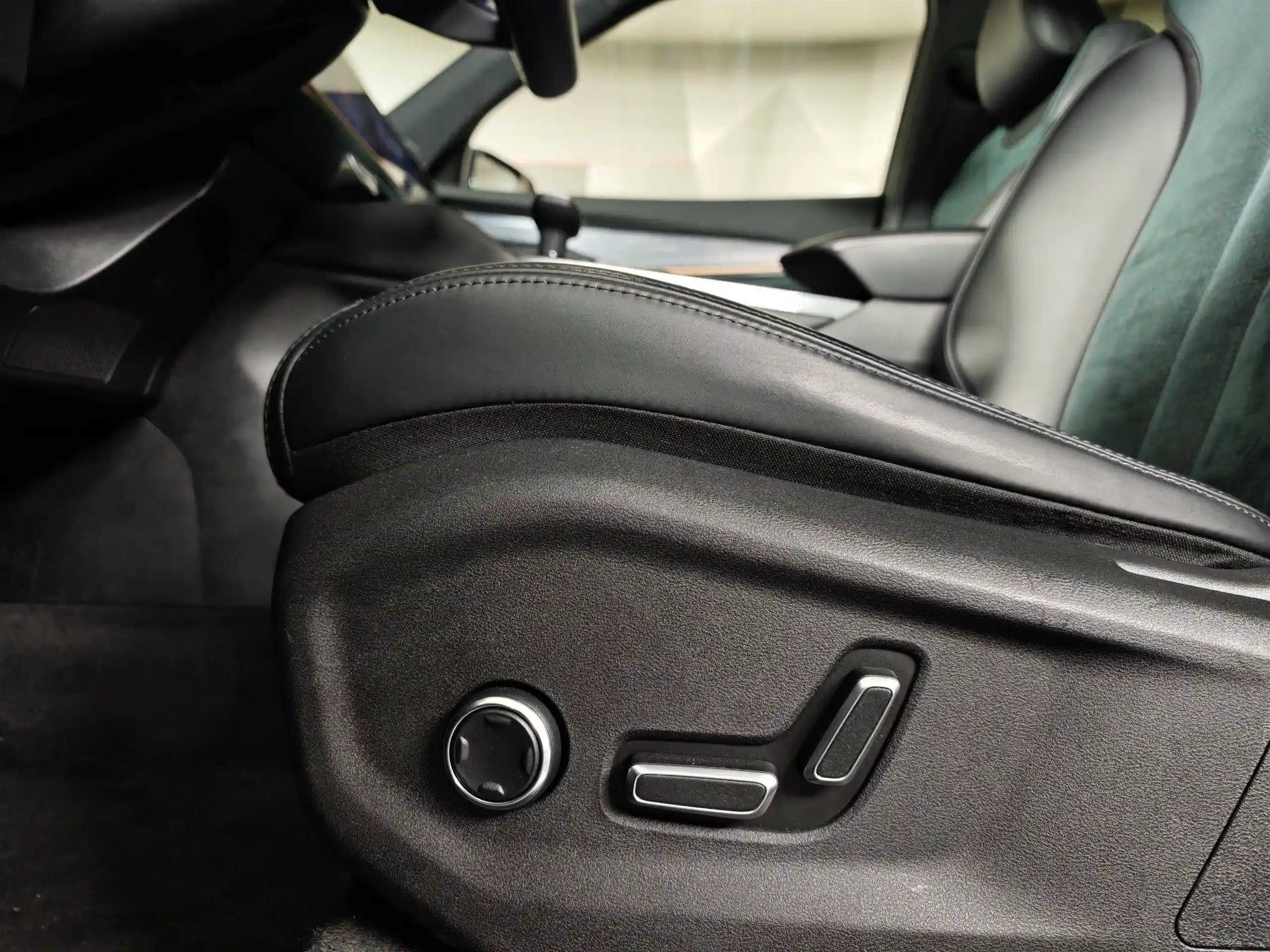 Geely Monjaro 2023