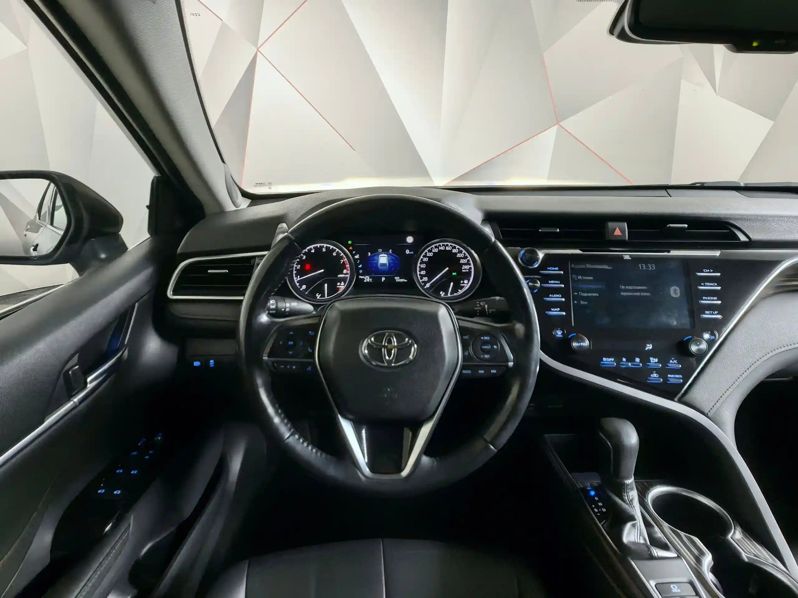 Toyota Camry 2019