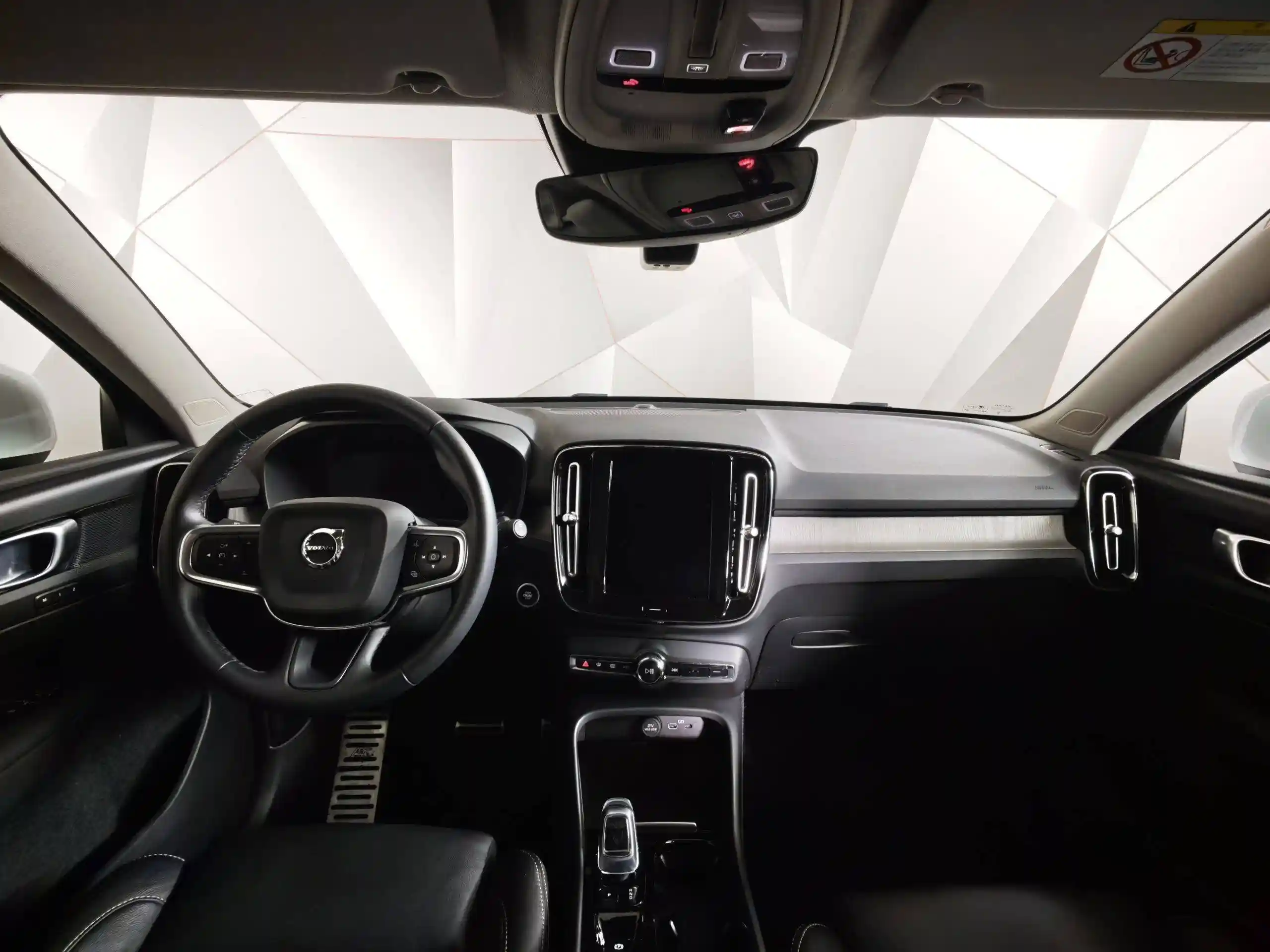 Volvo XC40 2023
