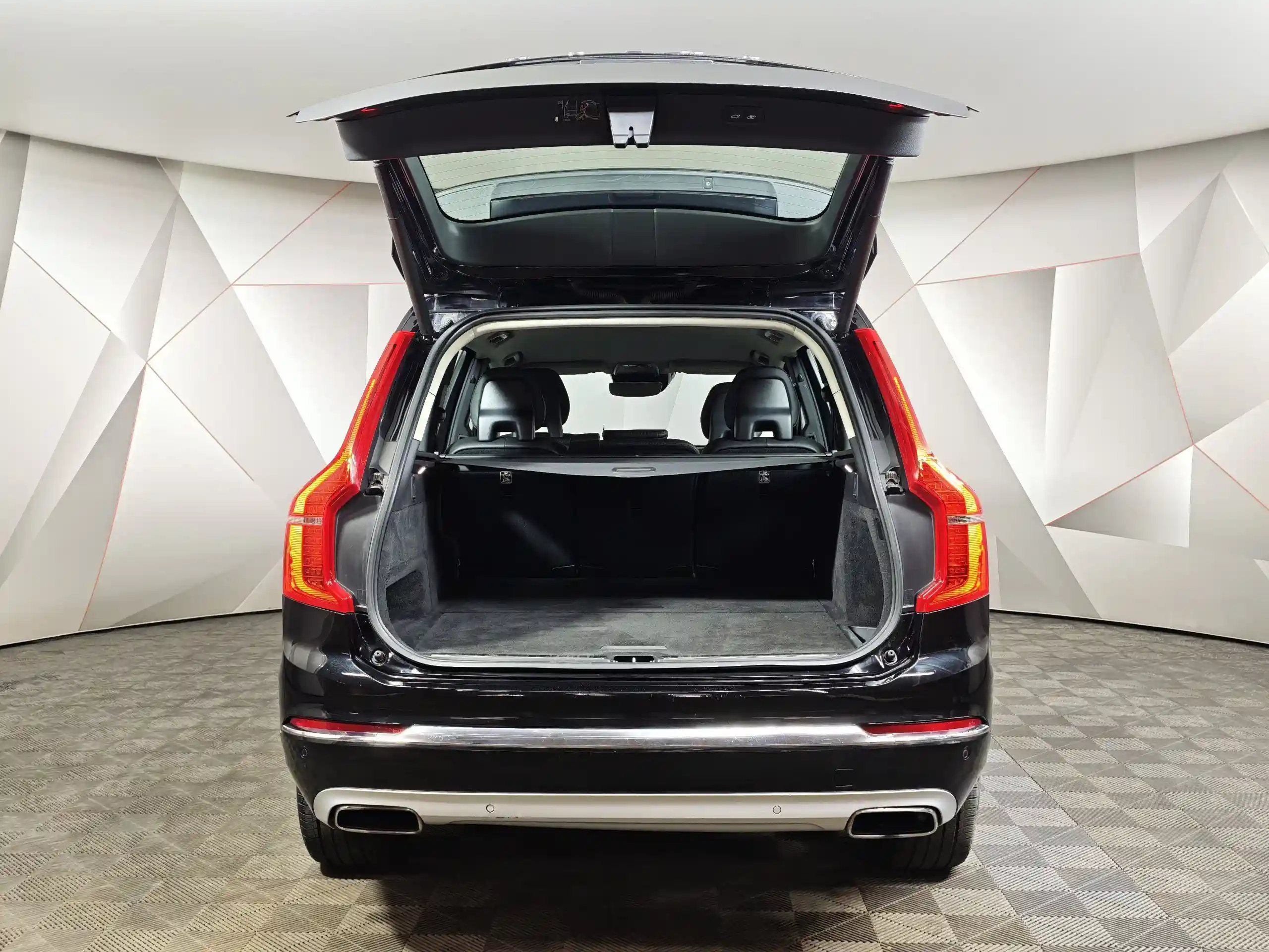 Volvo XC90 2019