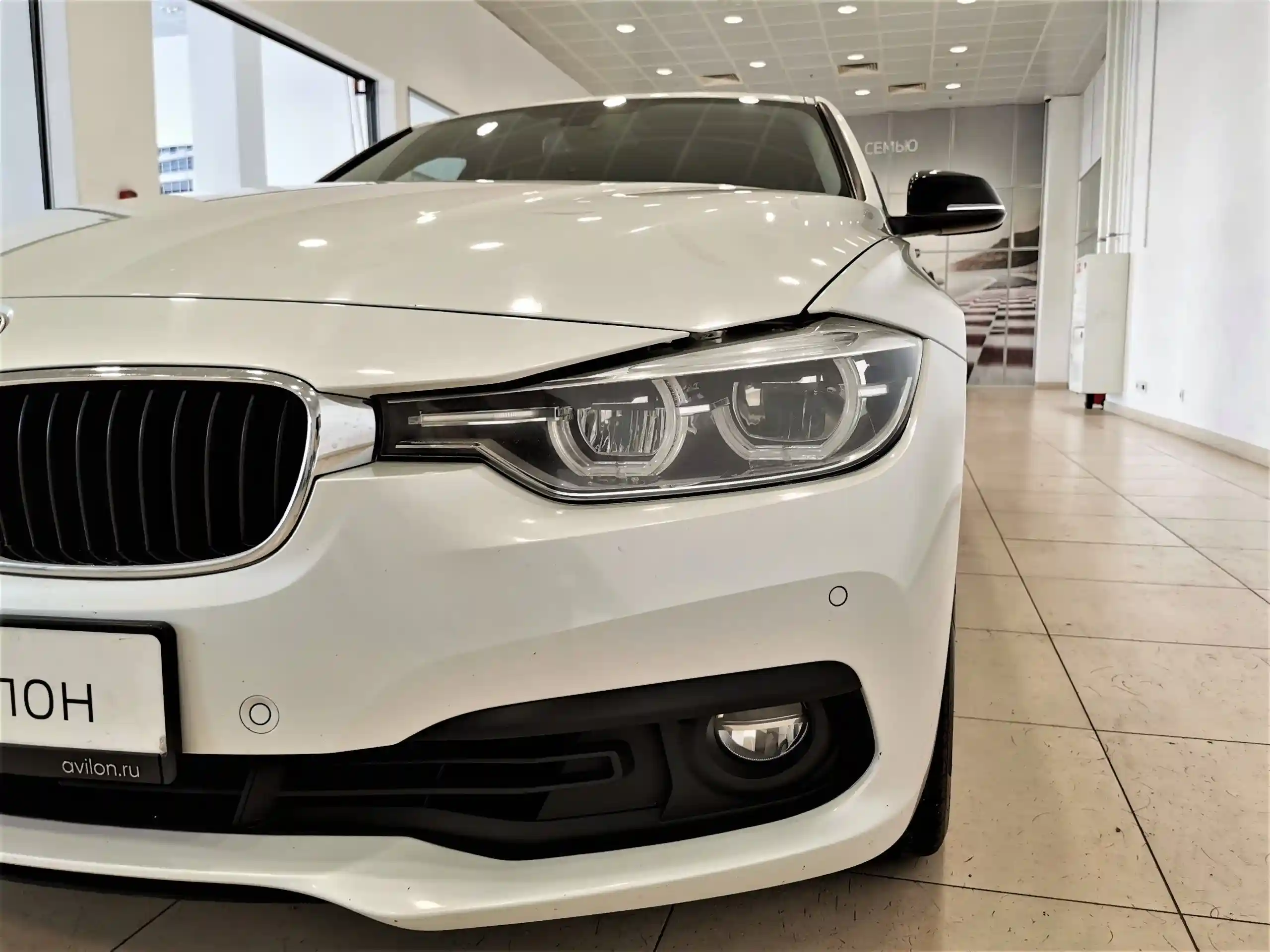 BMW 3 серия 2018