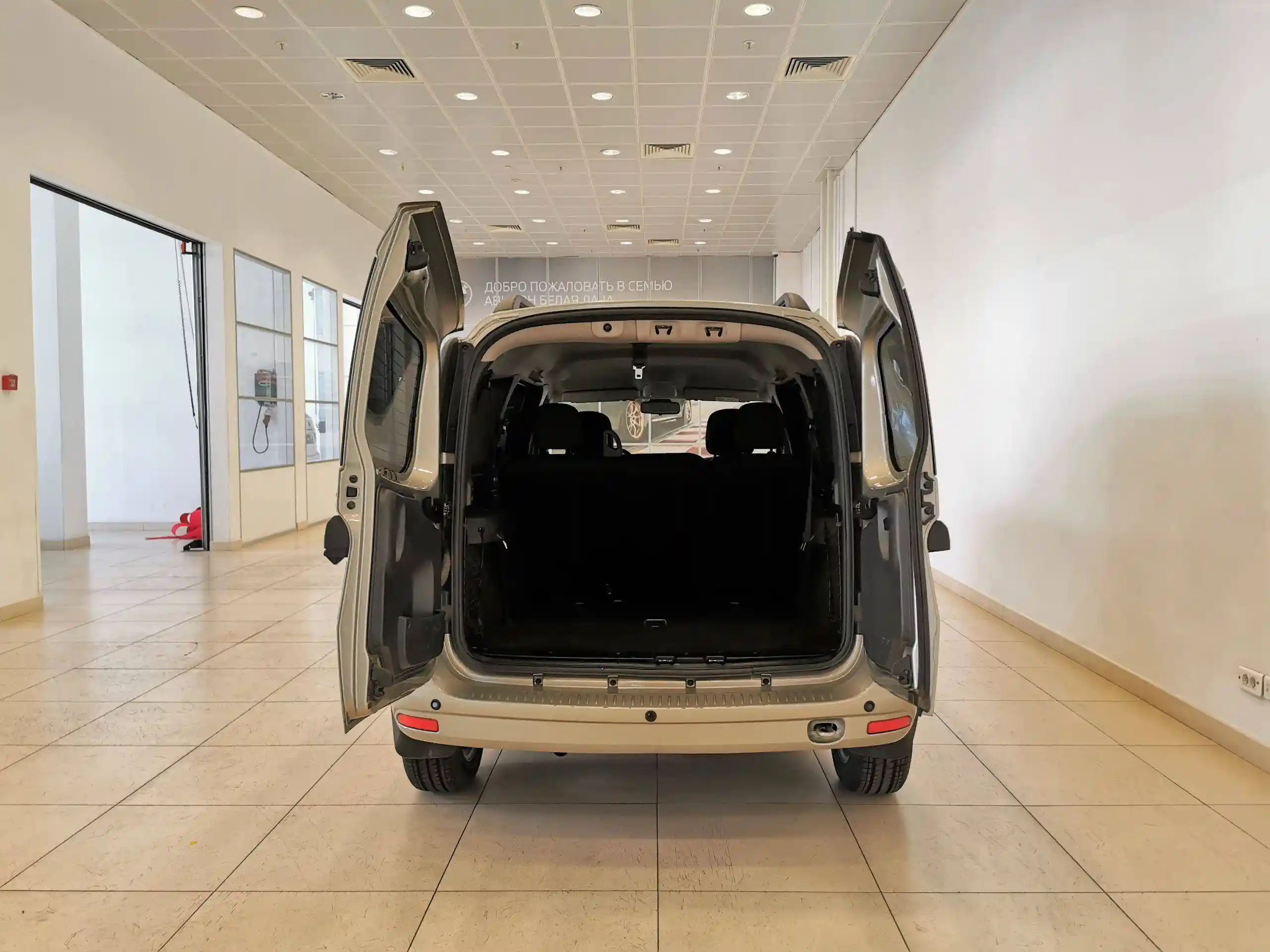 ВАЗ (Lada) Largus 2021