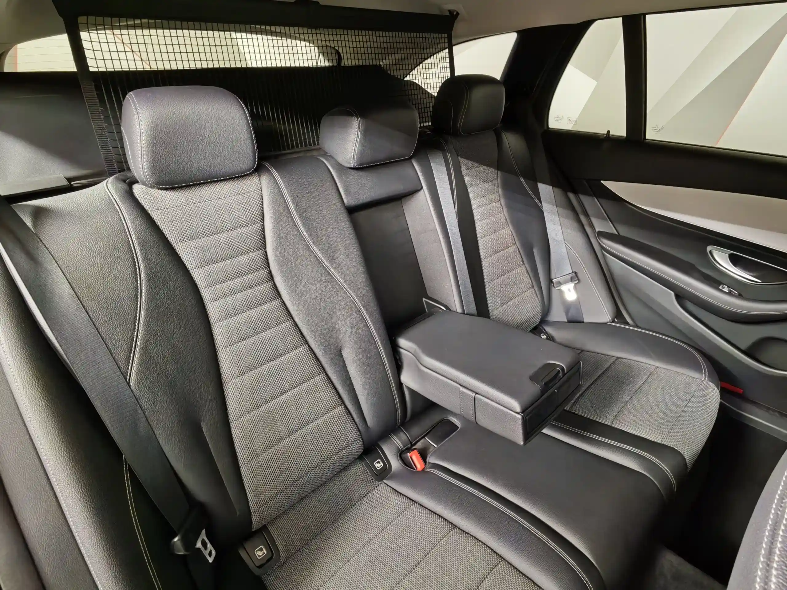 Mercedes-Benz E-Класс 2021