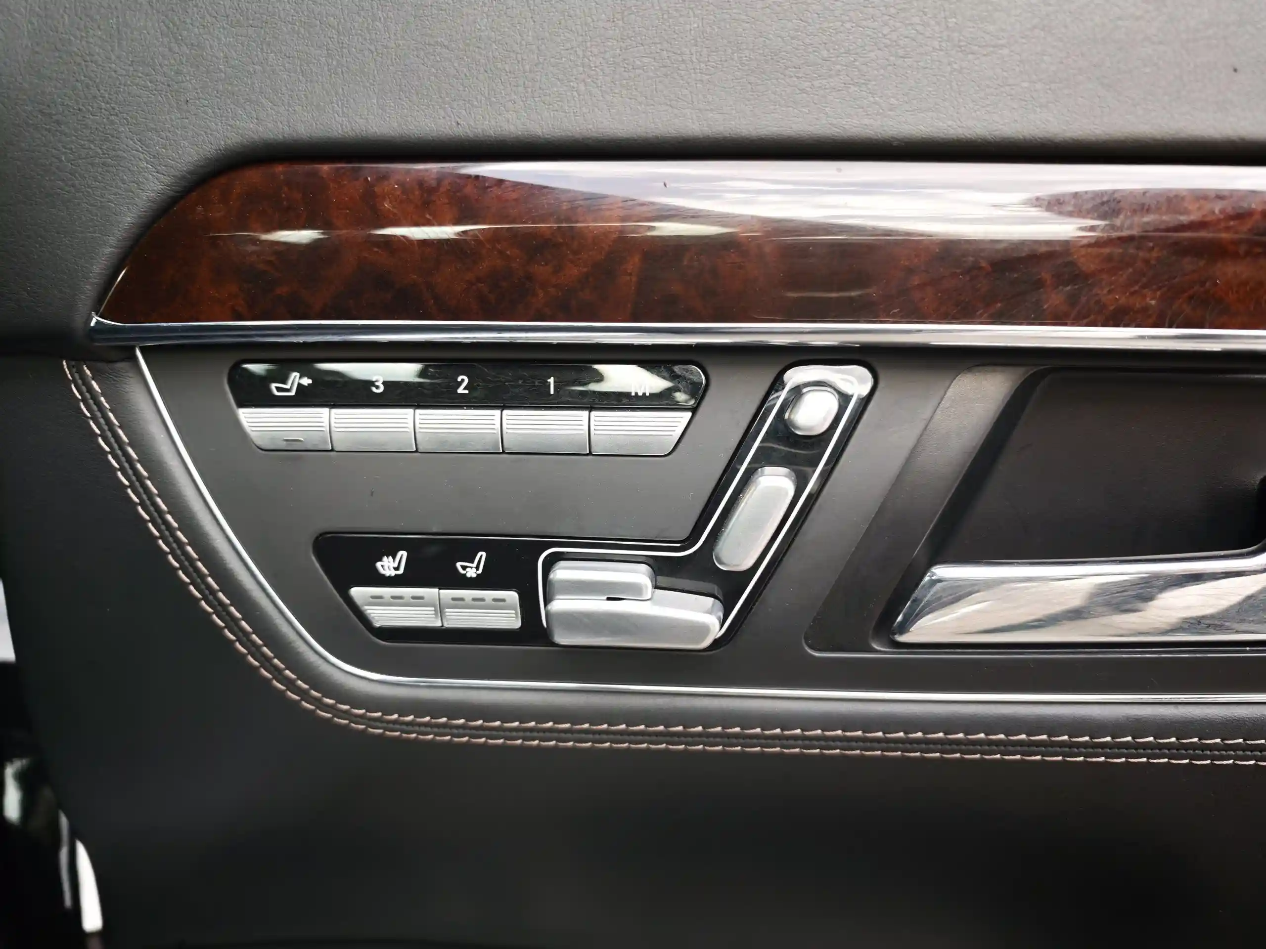 Mercedes-Benz S-Класс 2012