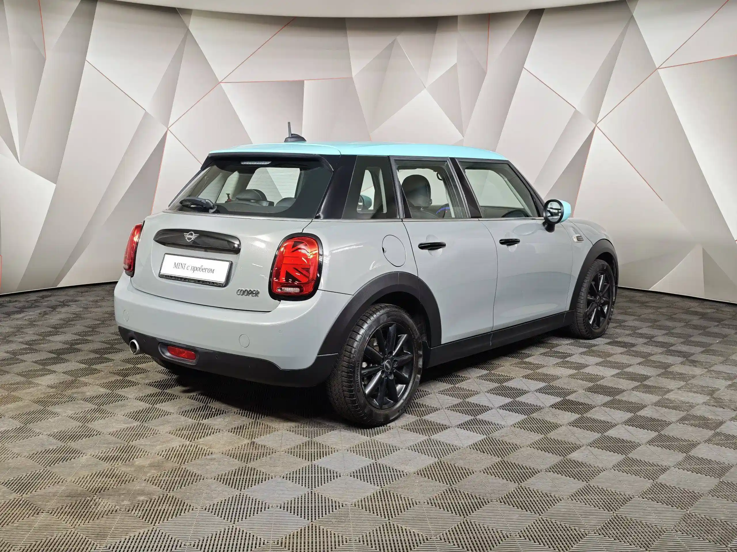 MINI 3 двери 2020