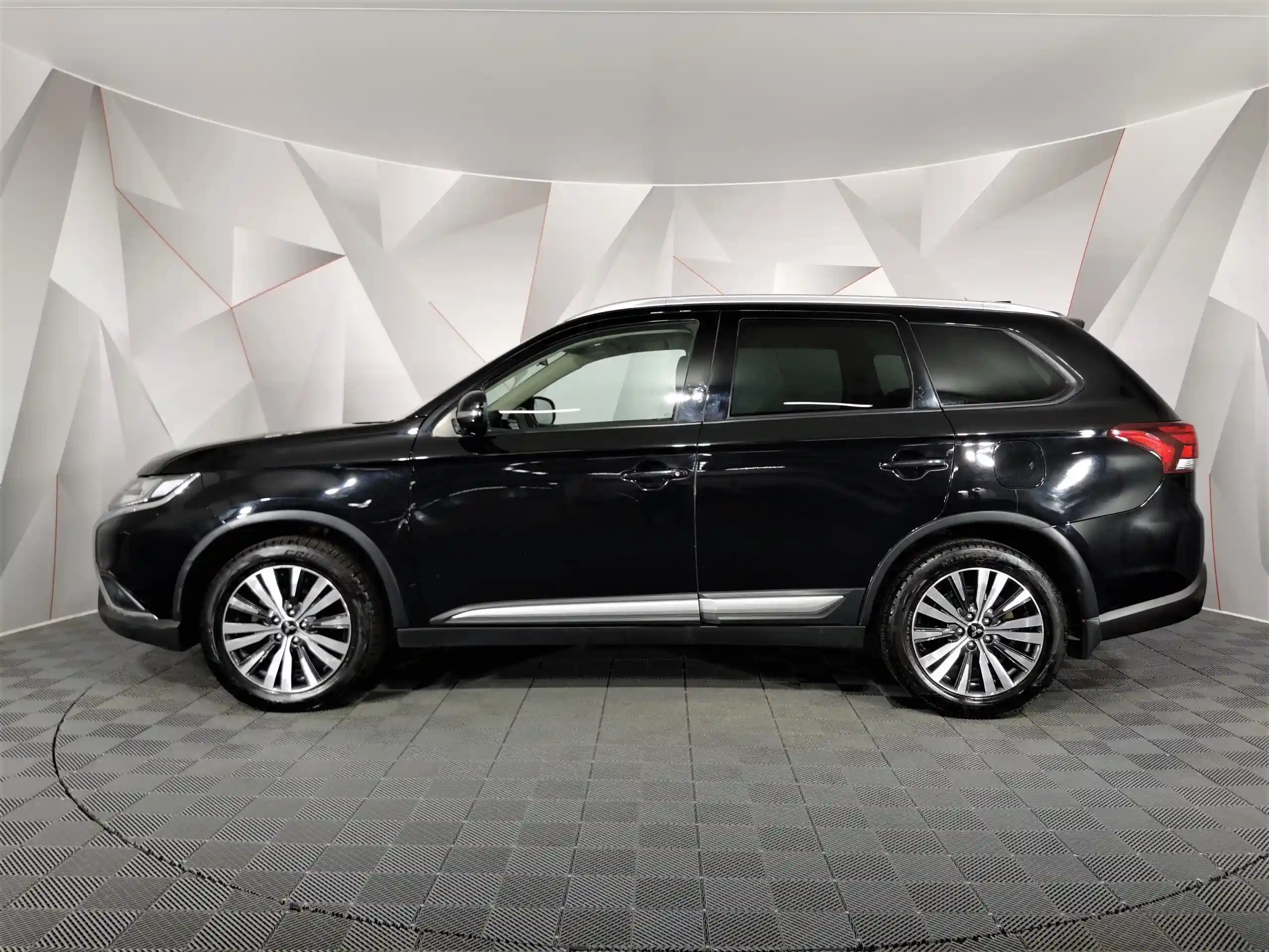 Mitsubishi Outlander 2019