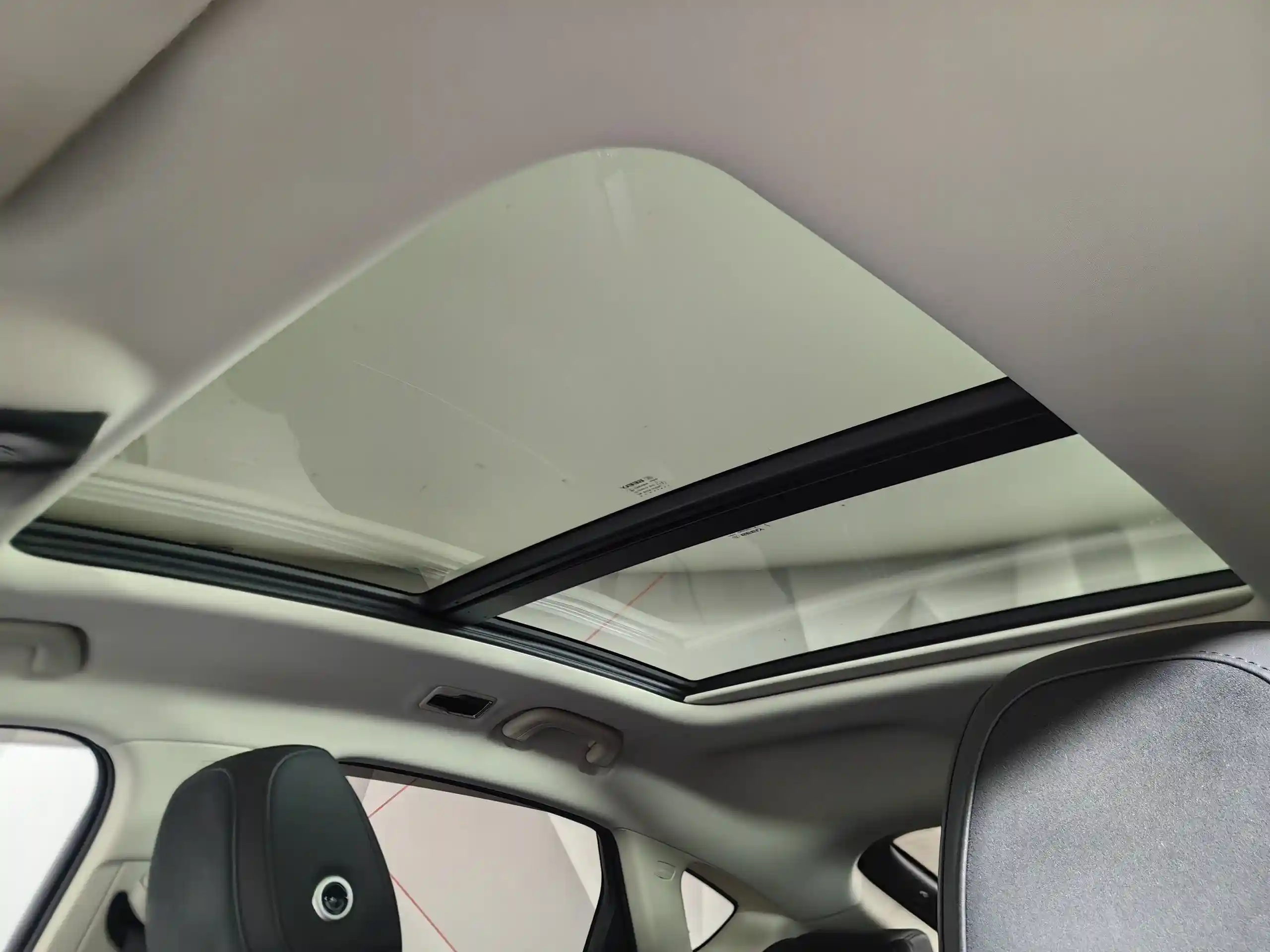 Geely Tugella 2022