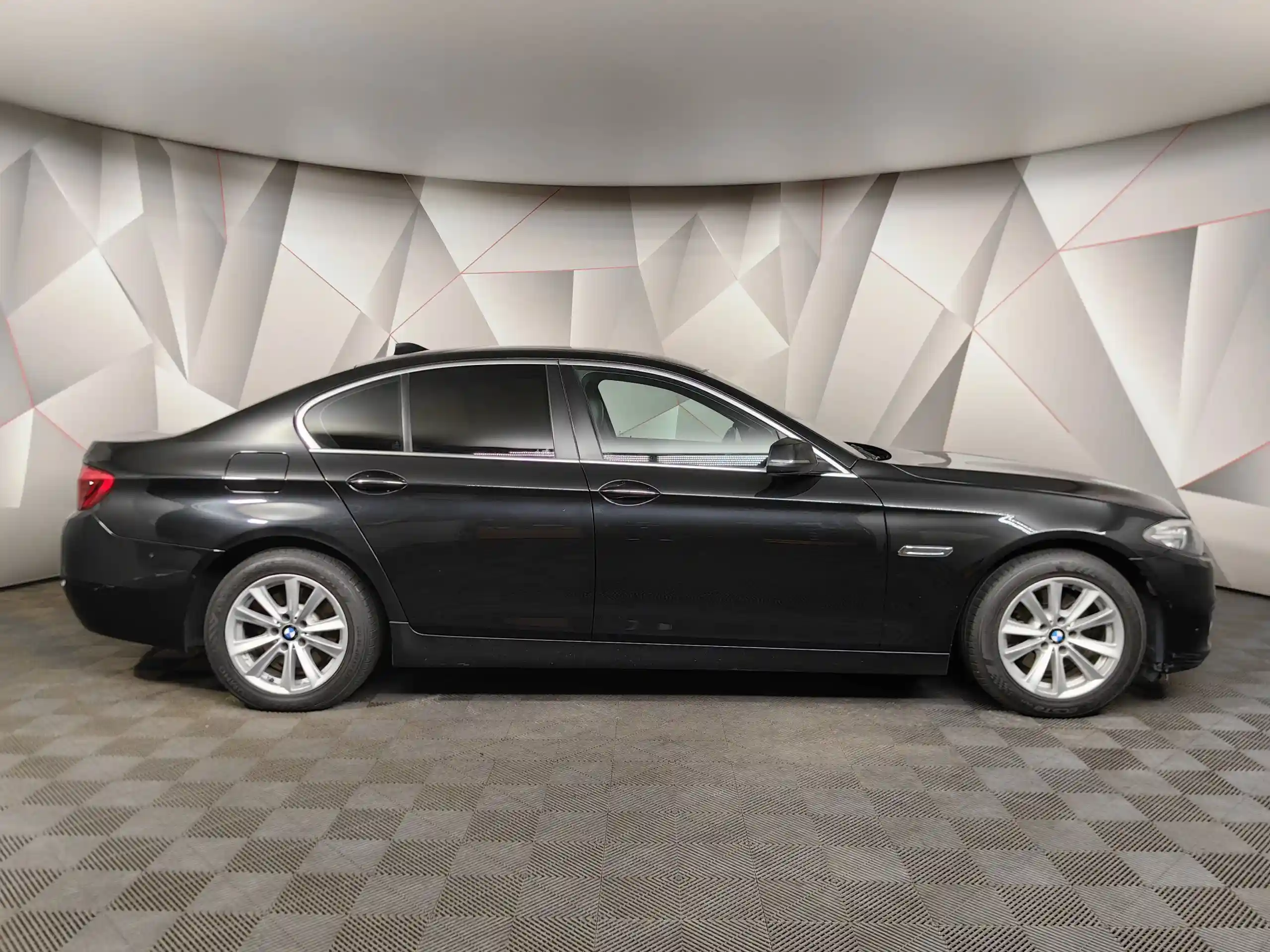 BMW 5 серия 2014