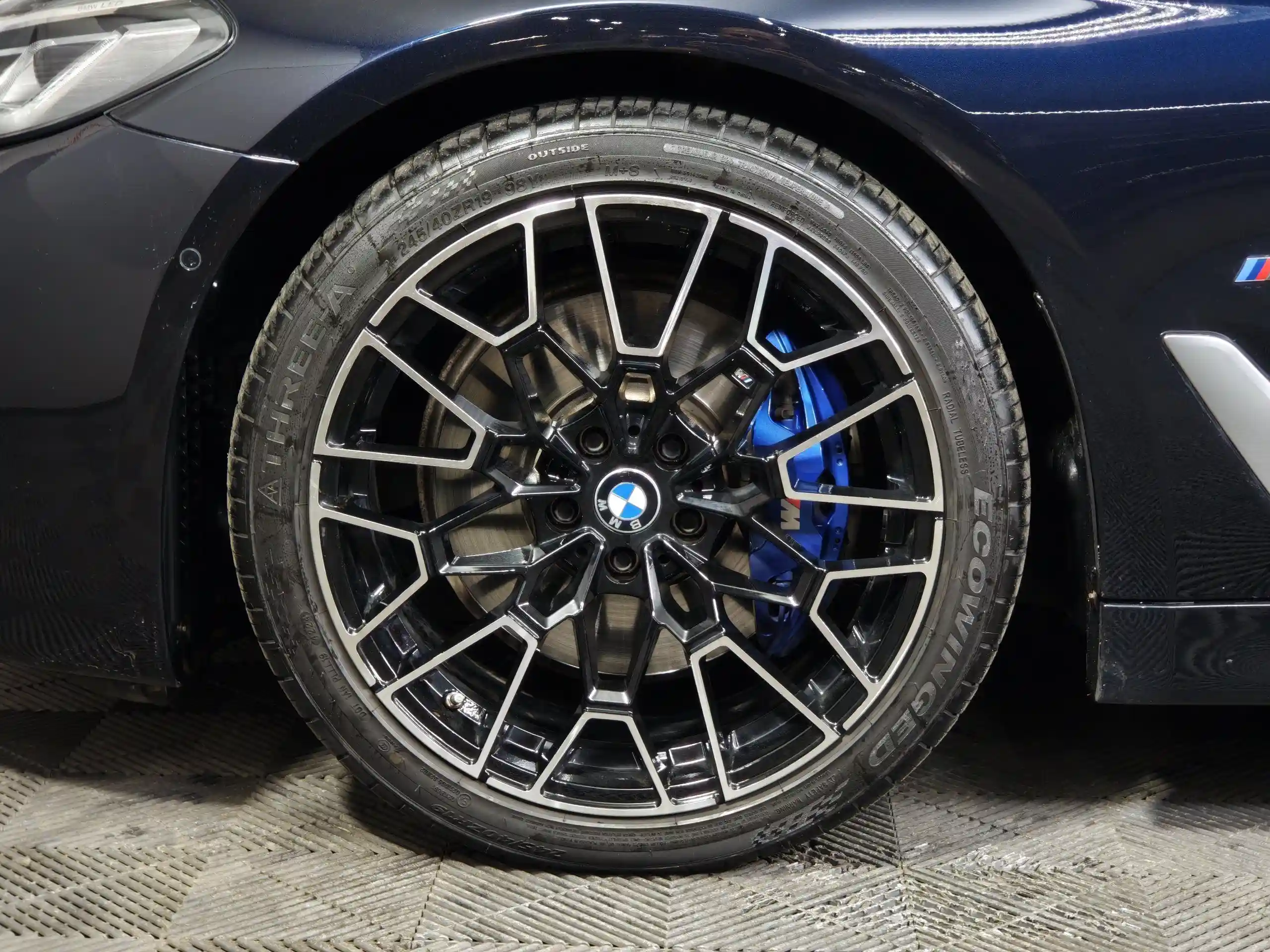 BMW 5 серия 2021