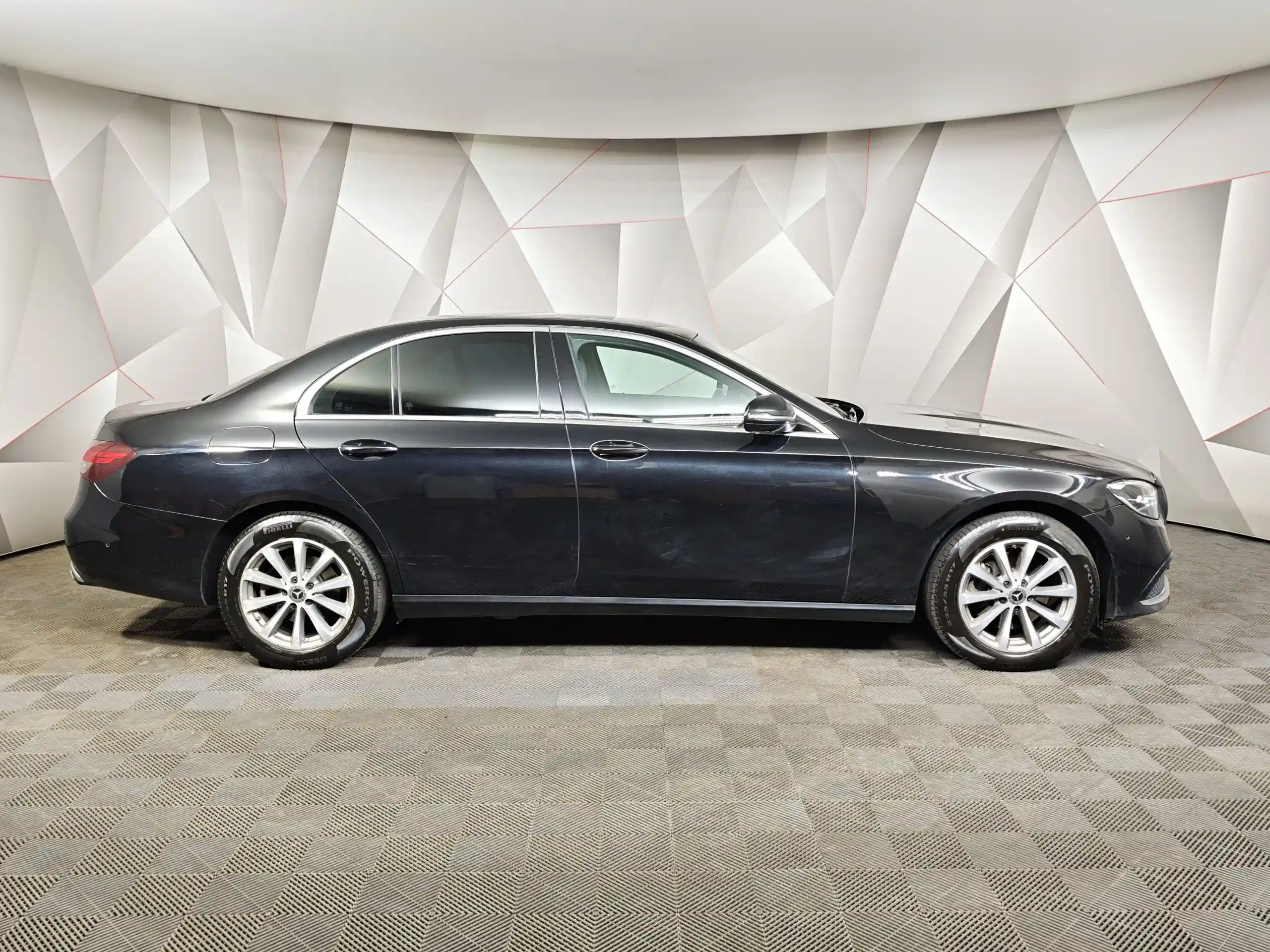 Mercedes-Benz E-Класс 2021