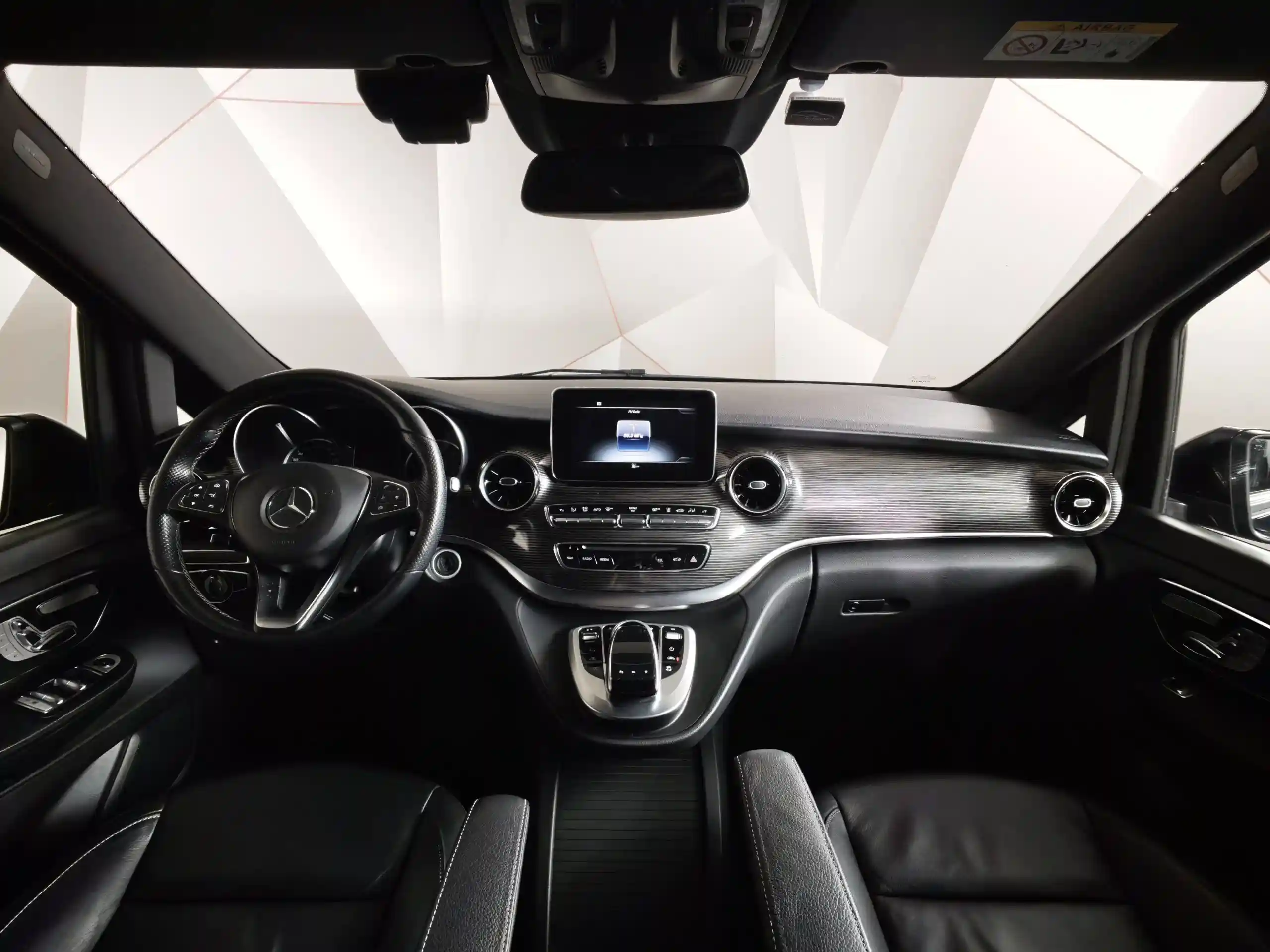Mercedes-Benz V-Класс 2019