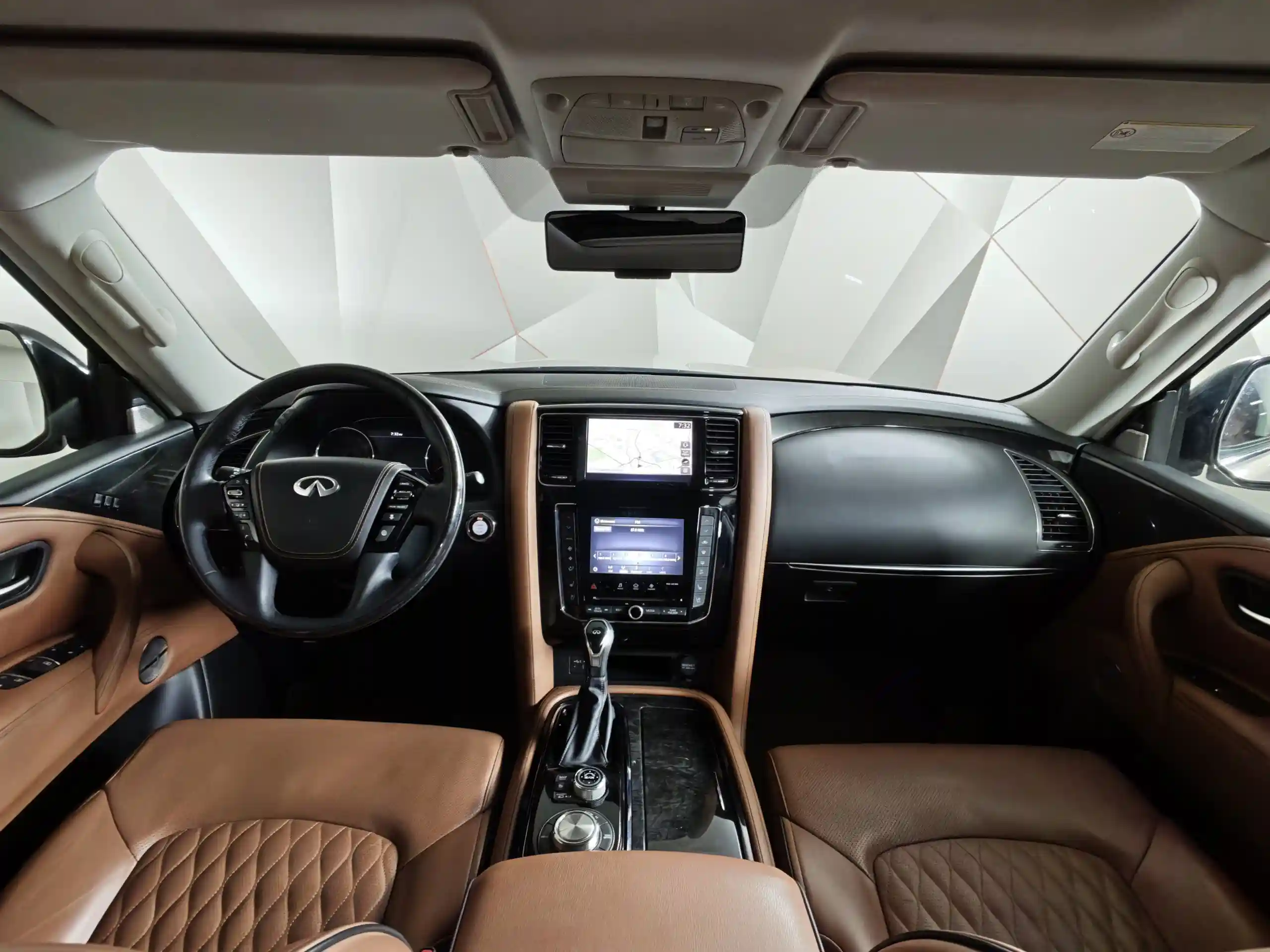 Infiniti QX80 2020
