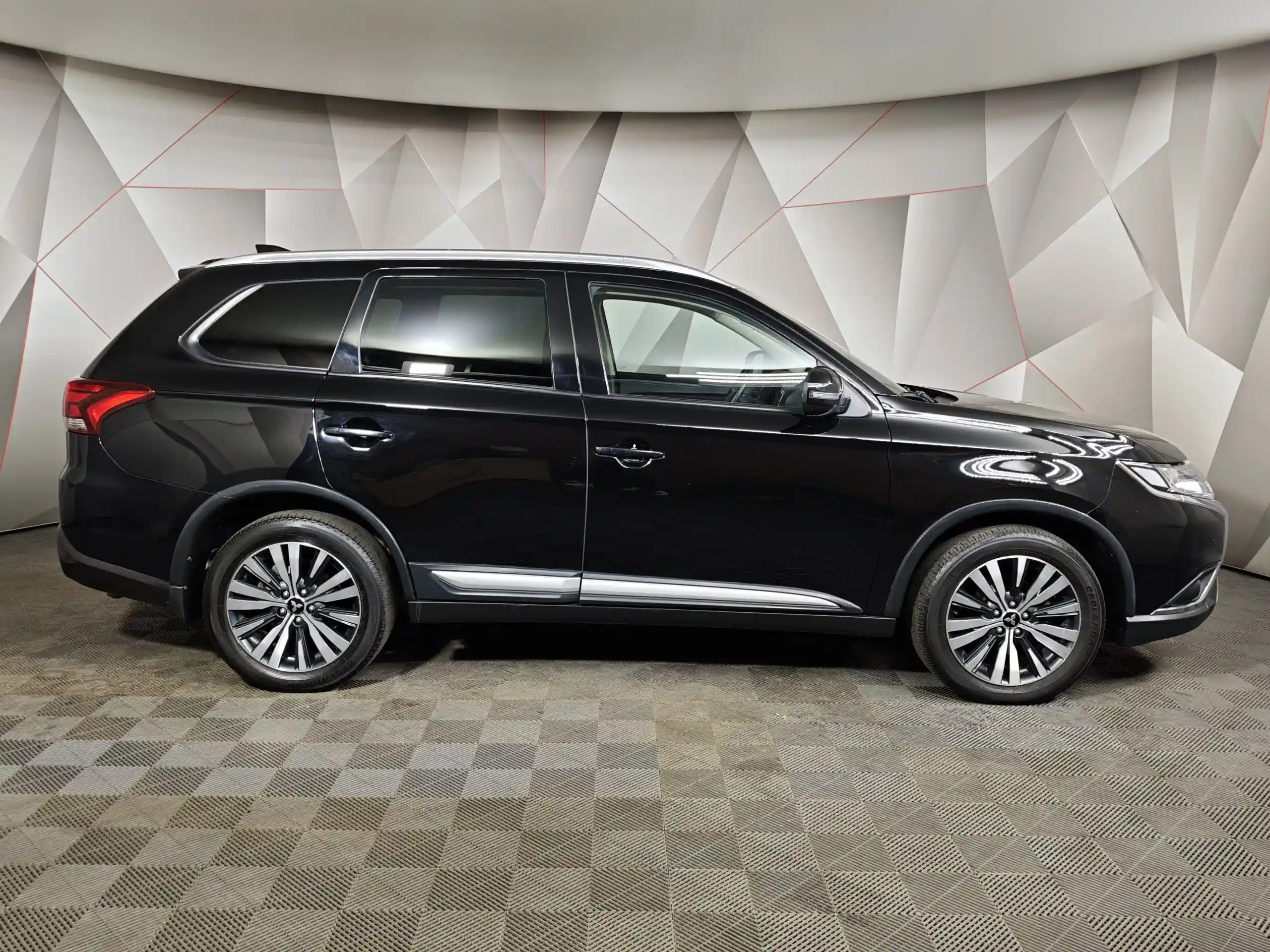 Mitsubishi Outlander 2019