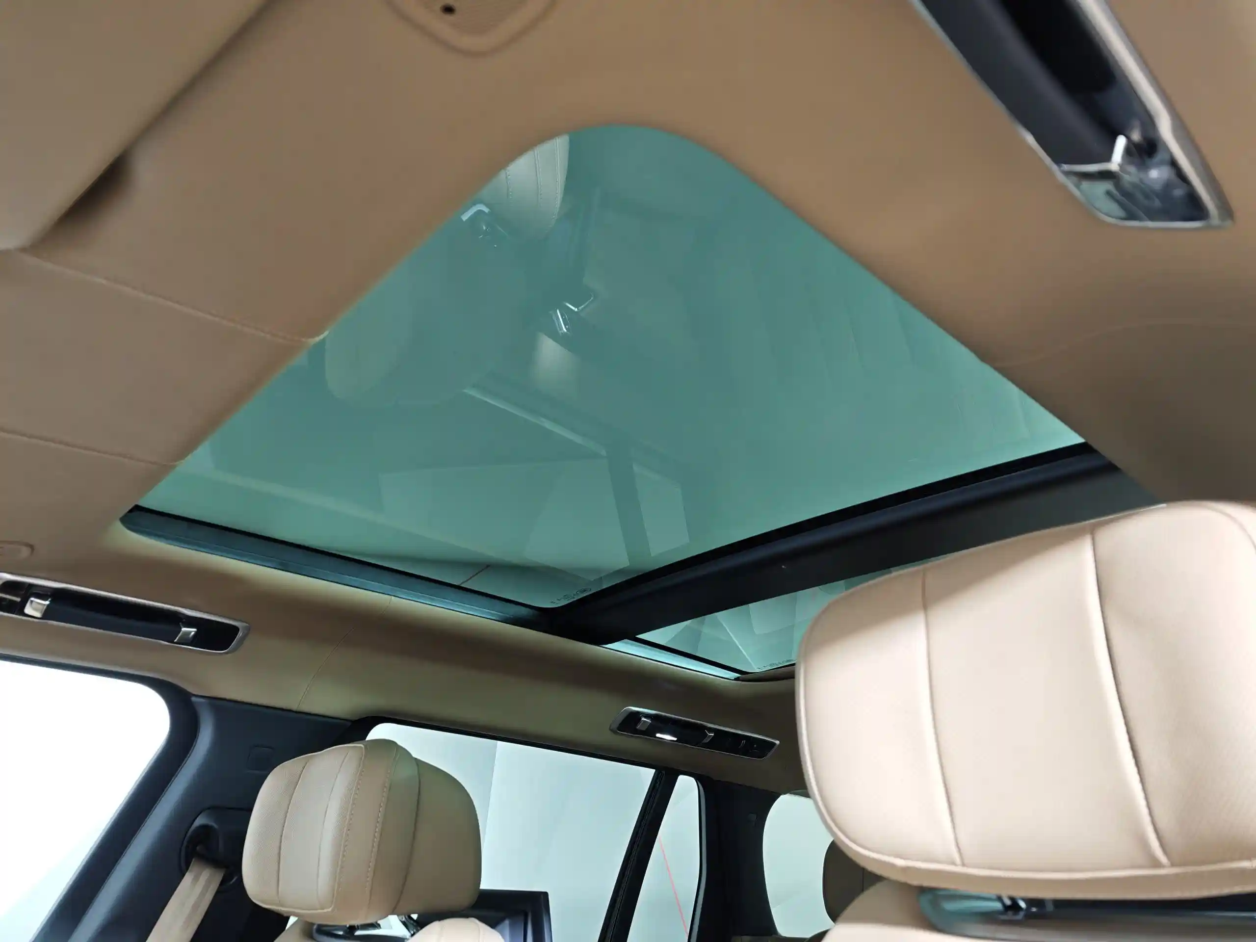 Land Rover Range Rover 2025