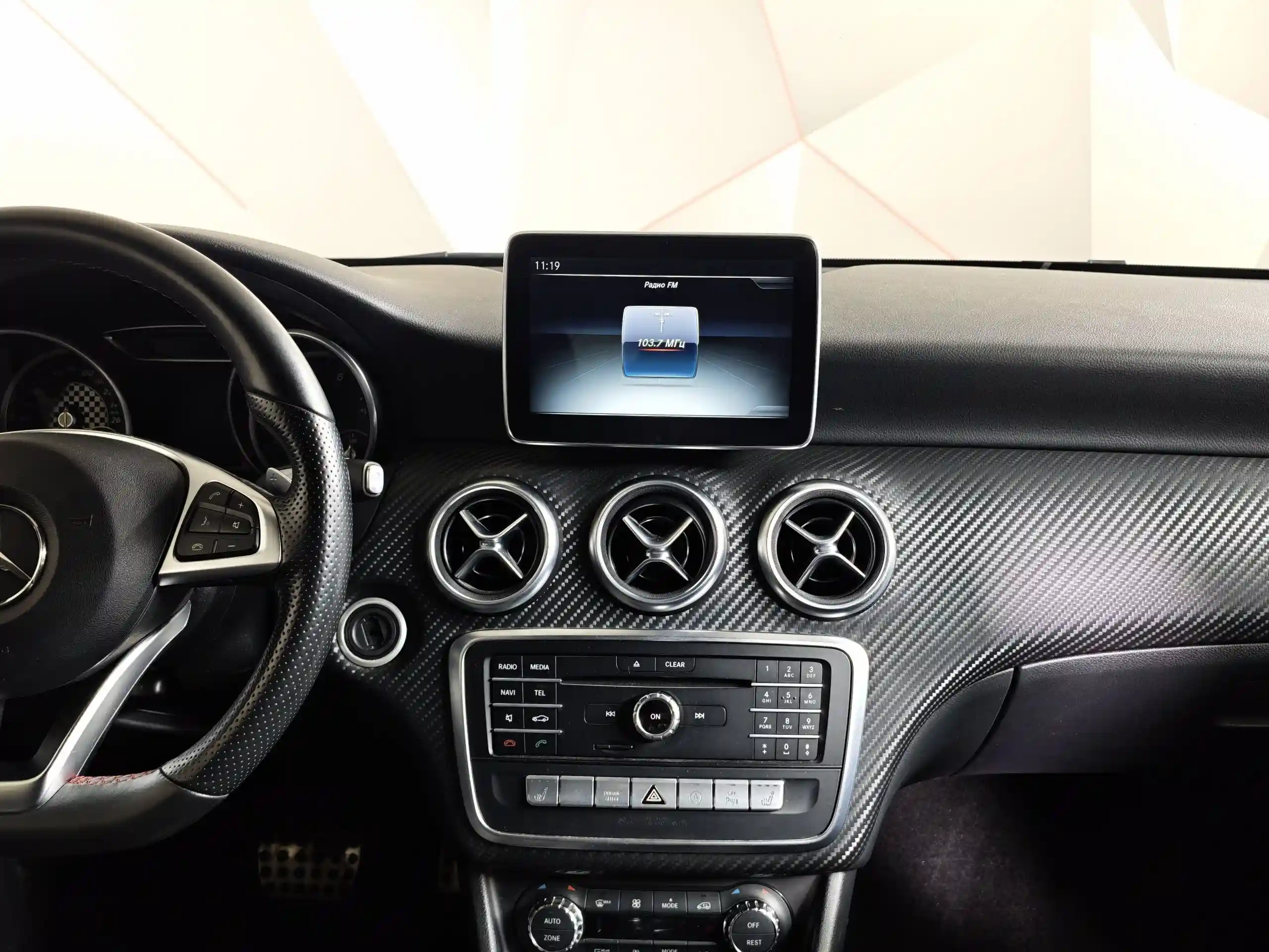 Mercedes-Benz A-Класс 2016
