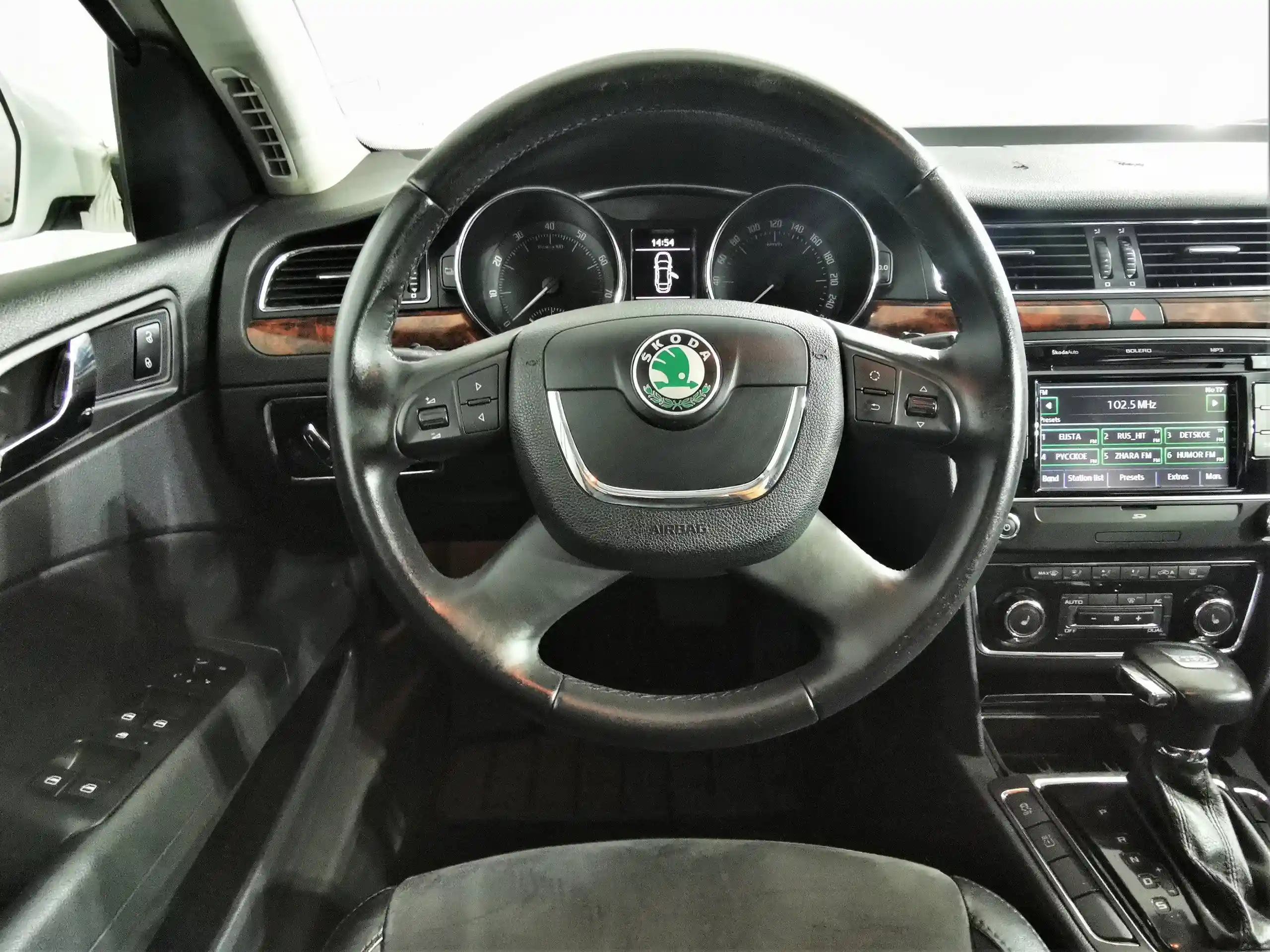 Skoda Superb 2011