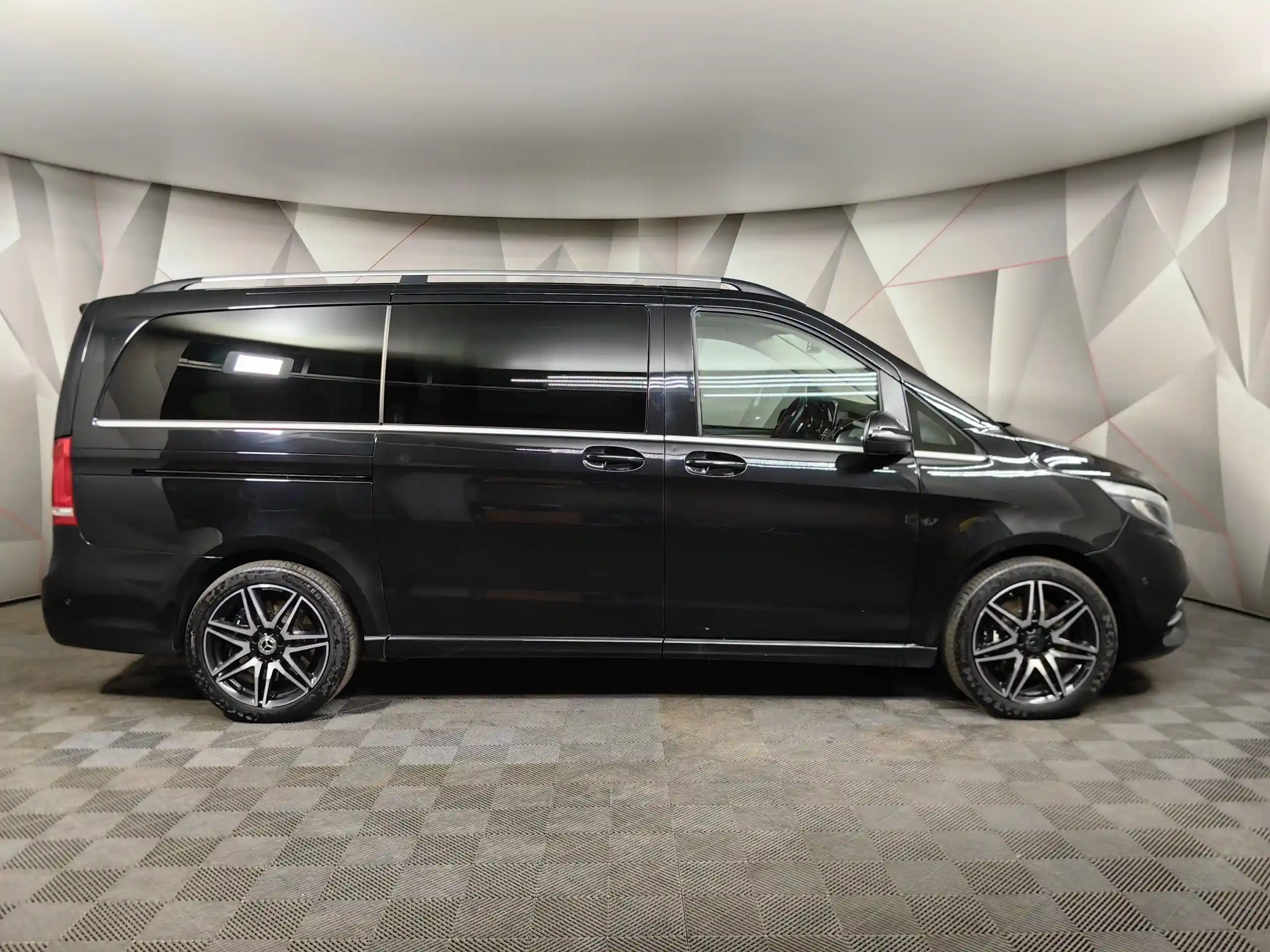 Mercedes-Benz V-Класс 2021