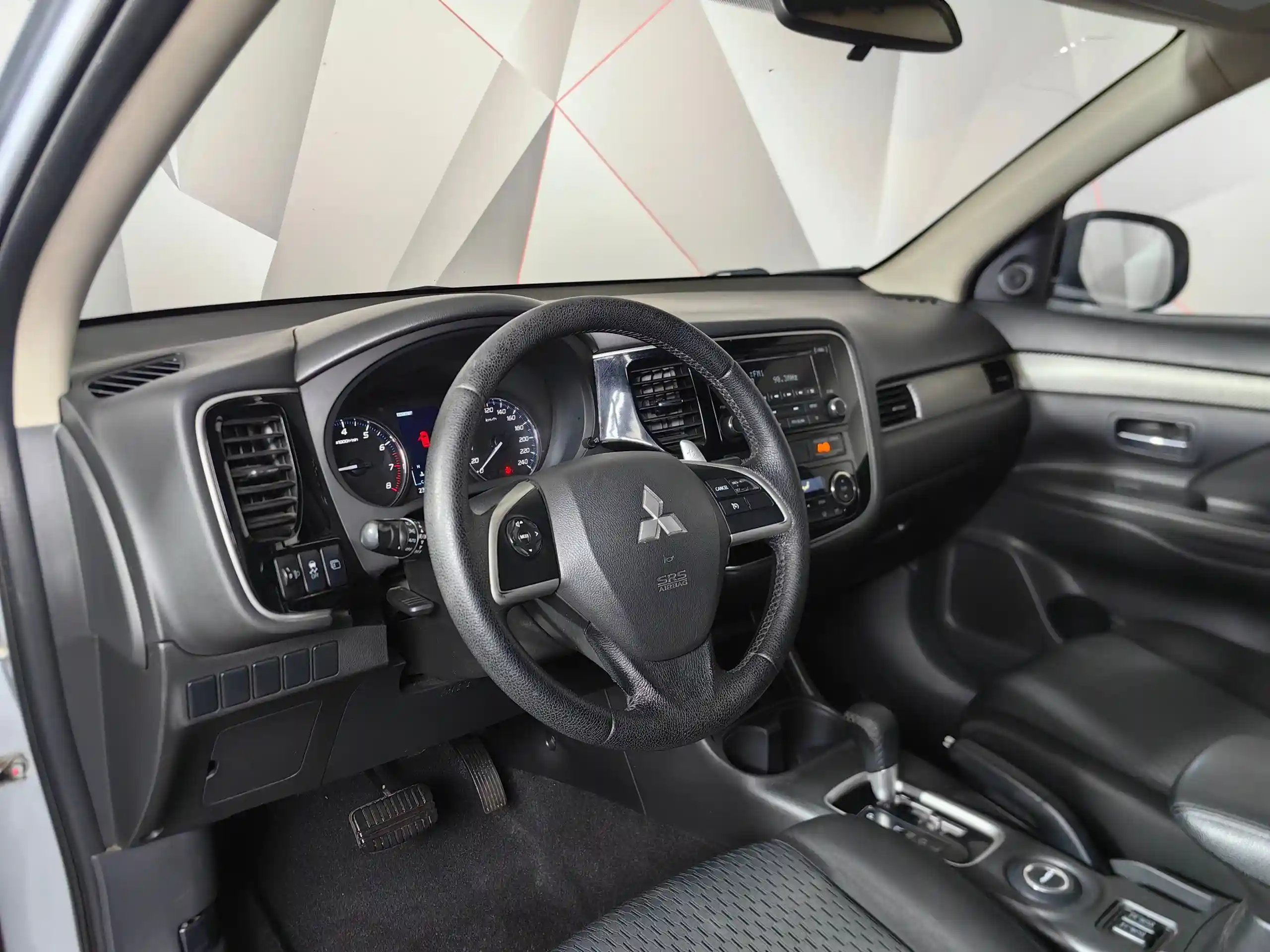 Mitsubishi Outlander 2013