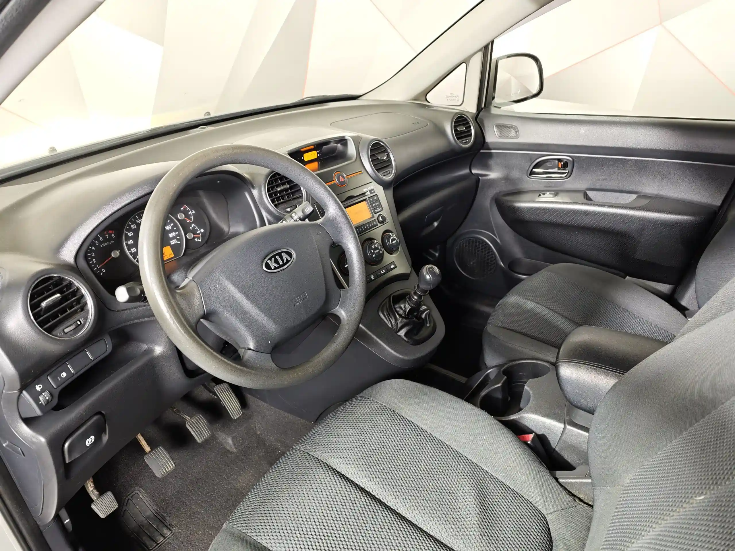 Kia Carens 2011
