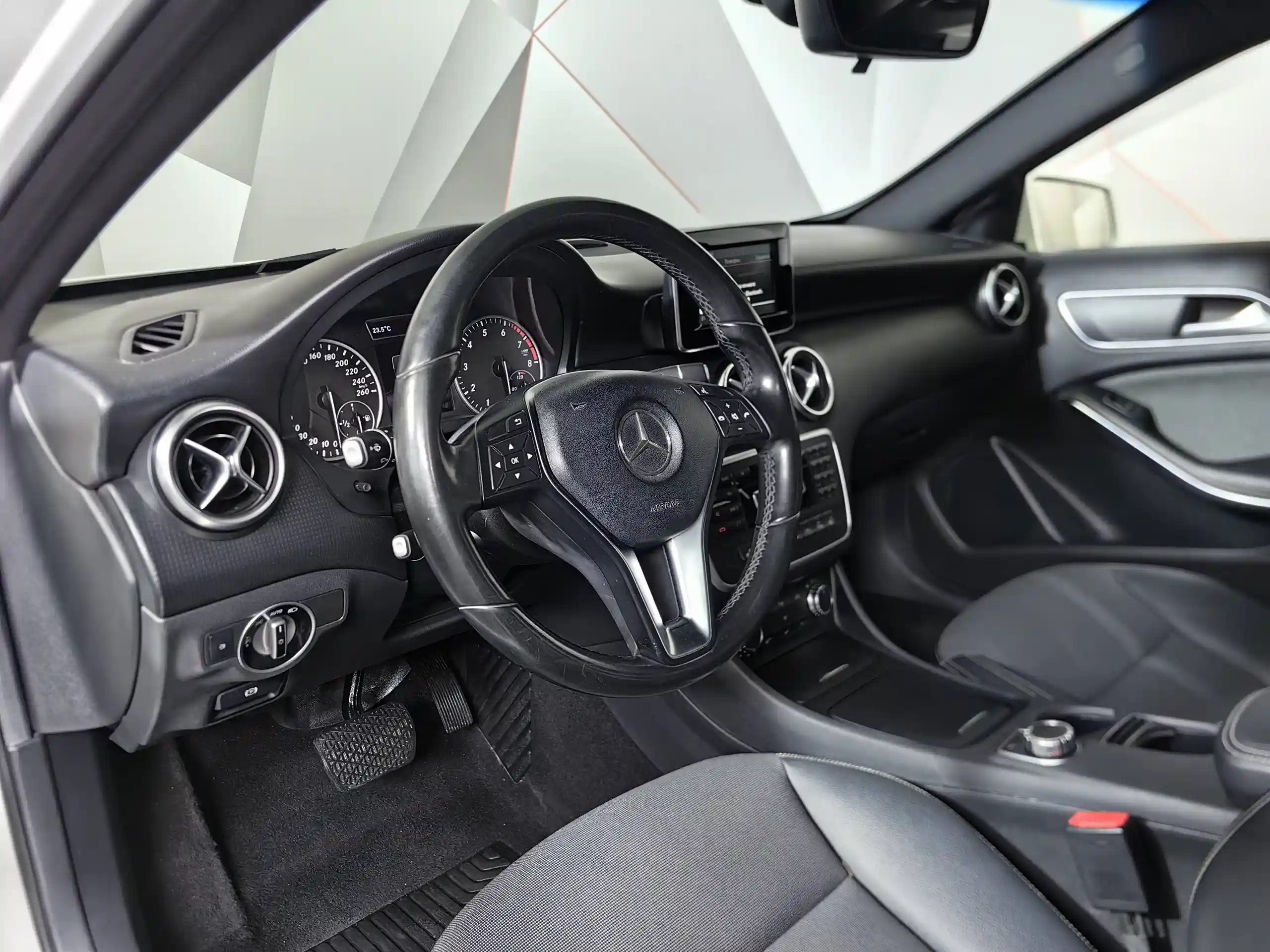 Mercedes-Benz A-Класс 2014